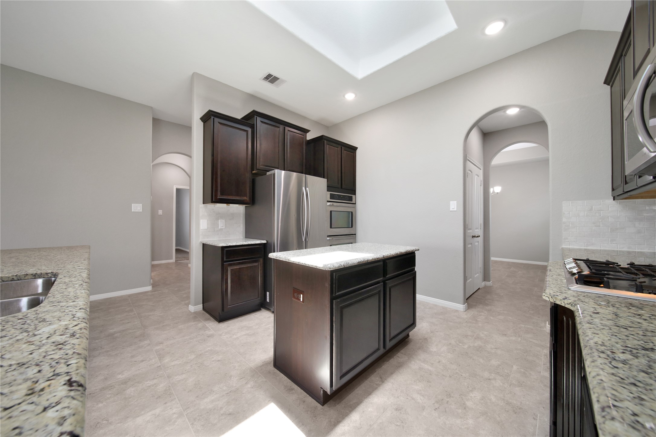 23434 Bracino Lake Drive Property Photo 12