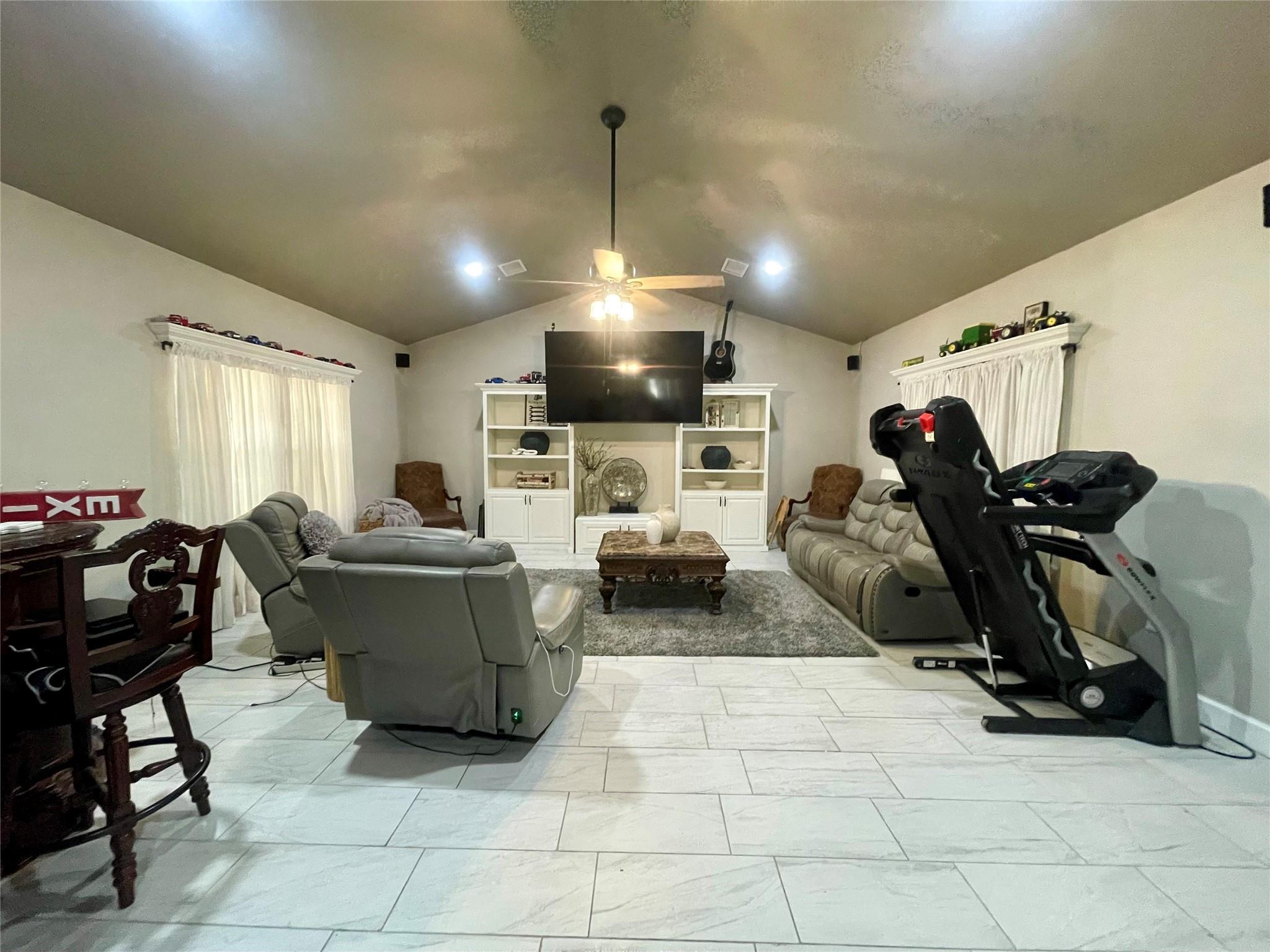 249 Chestnut Street, Lake Jackson Tx 77566 Property Photo 19