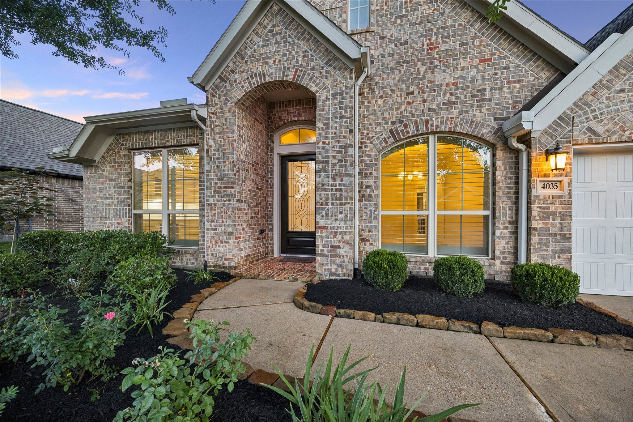 4035 Steep Woods Drive Property Photo 1