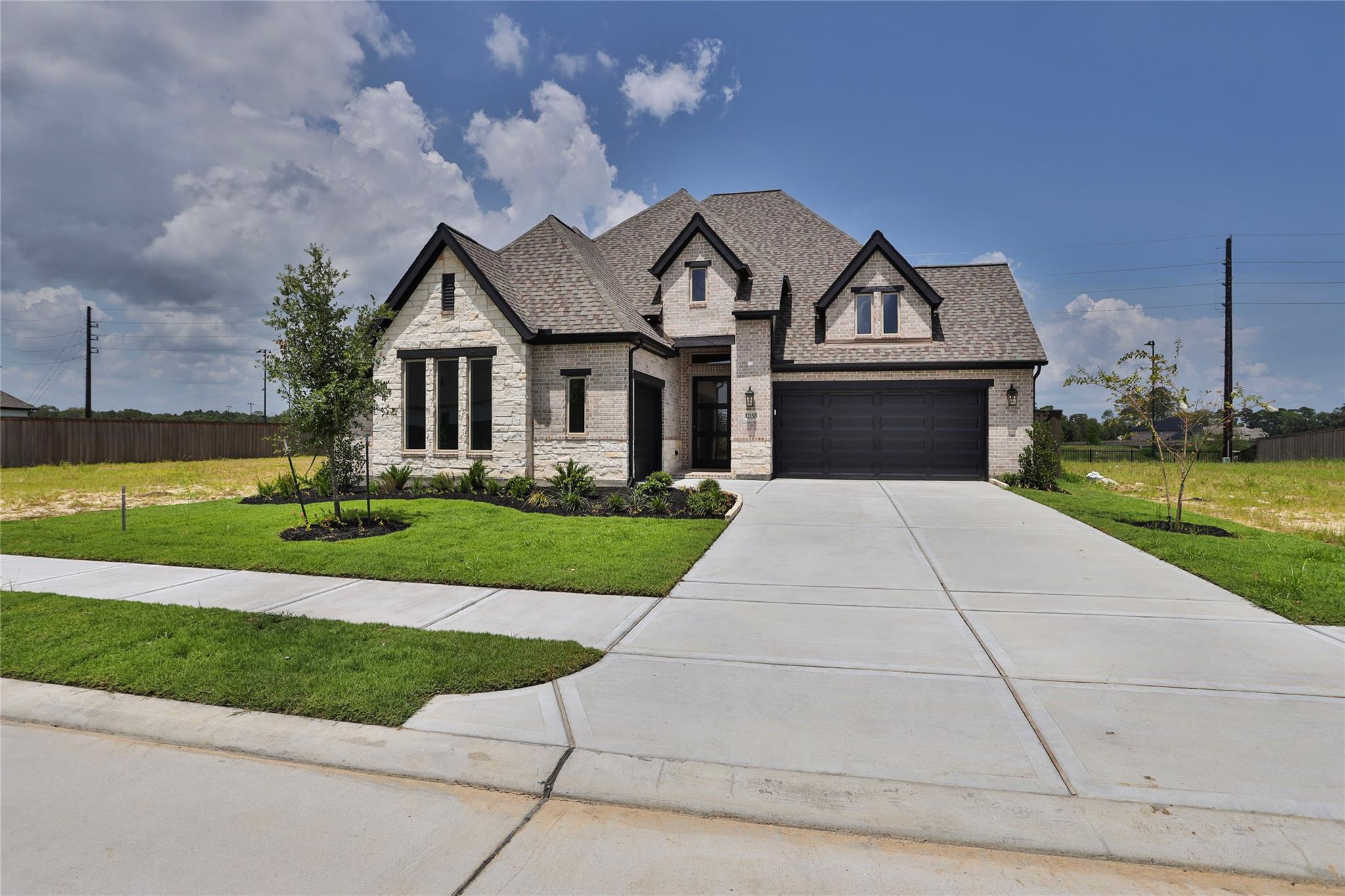 12150 Sweetbriar Loop, Mont Belvieu Tx 77523 Property Photo 1