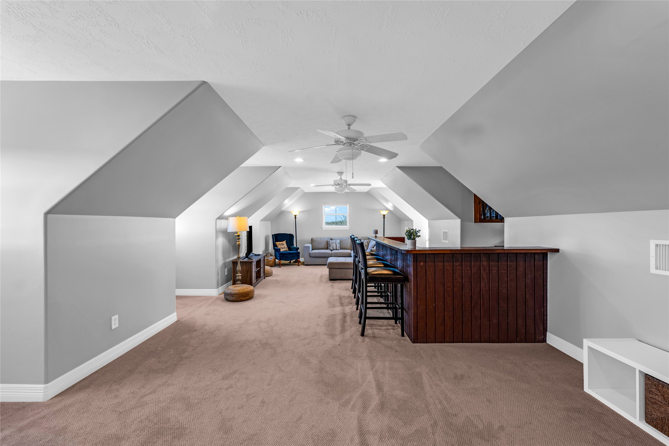 1910 Fox Trot Circle Property Photo 31