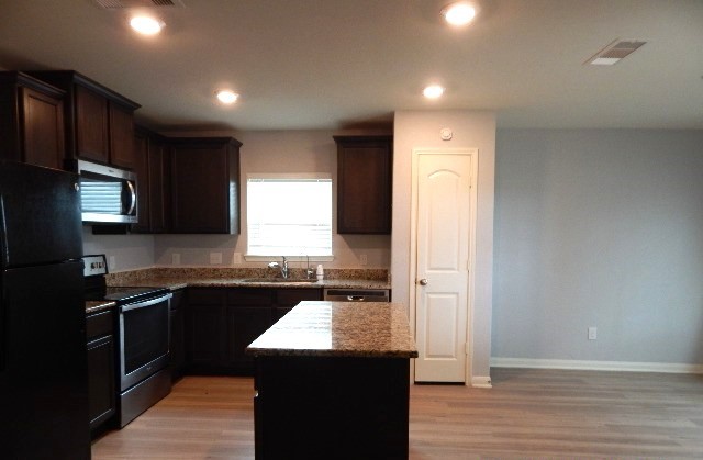 2095 Mule Ridge Drive Property Photo 2