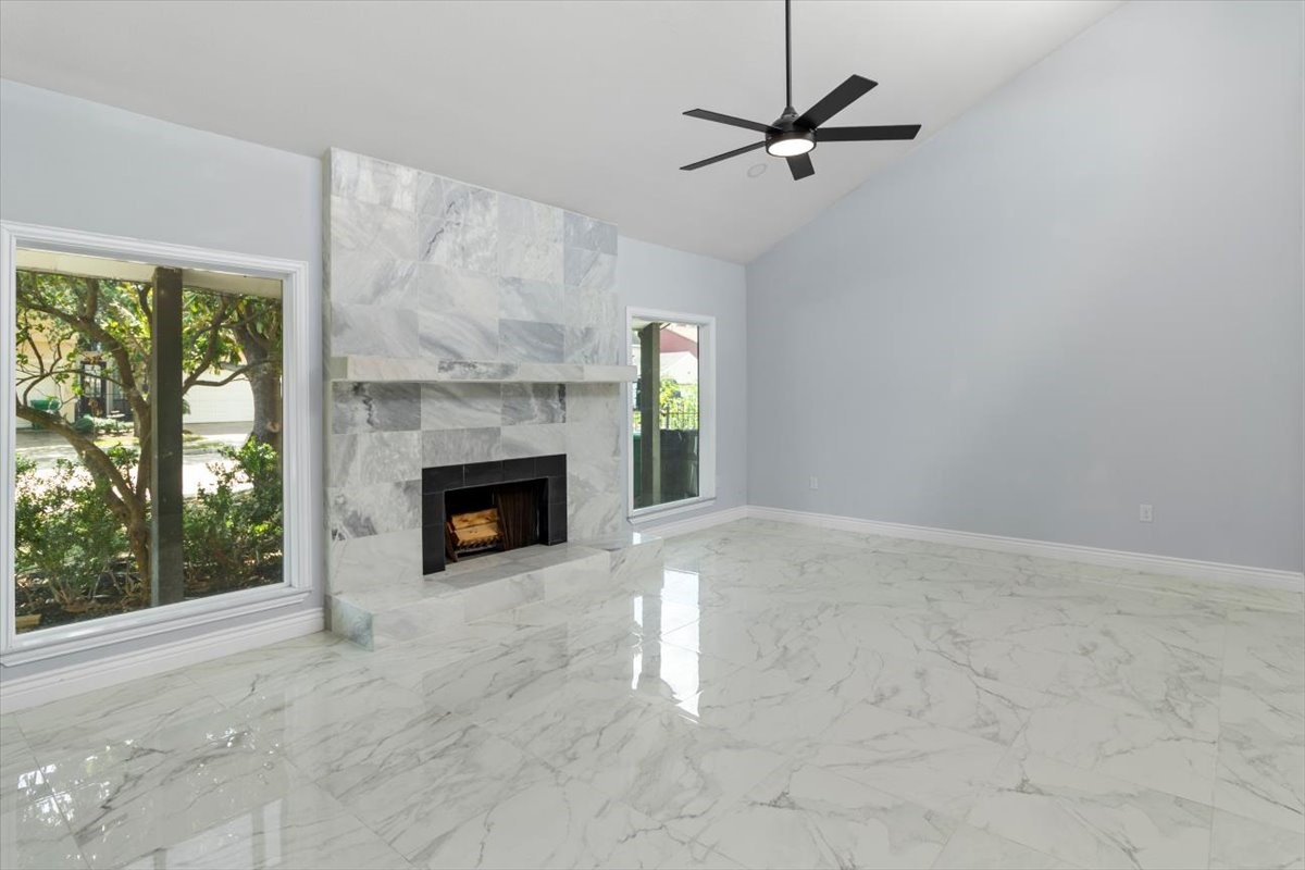 10730 Boardwalk Street Property Photo 5