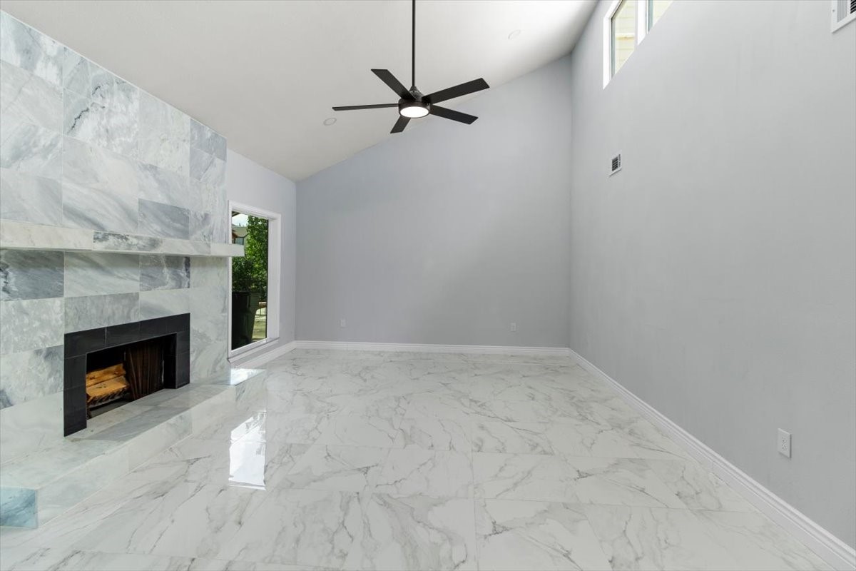 10730 Boardwalk Street Property Photo 6