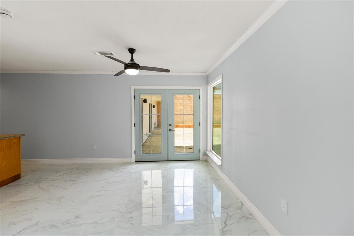 10730 Boardwalk Street Property Photo 10