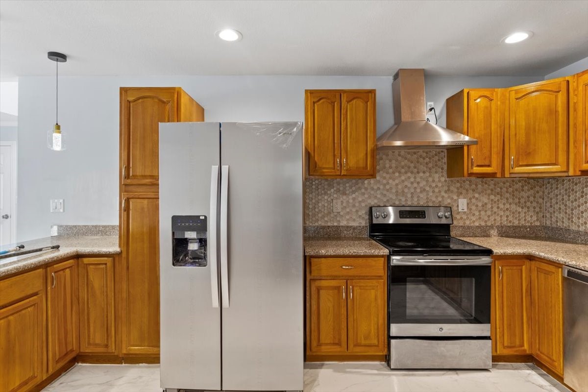 10730 Boardwalk Street Property Photo 16