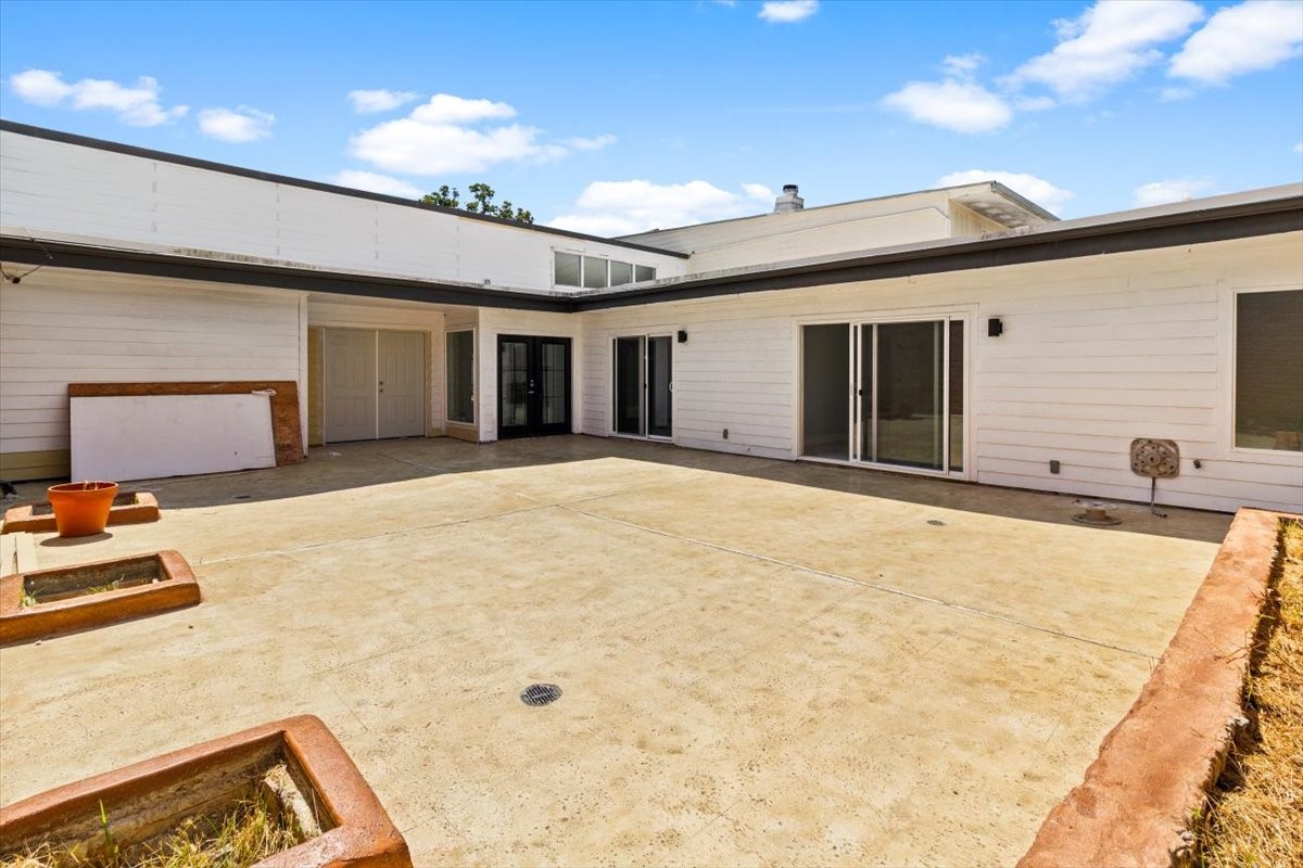 10730 Boardwalk Street Property Photo 32
