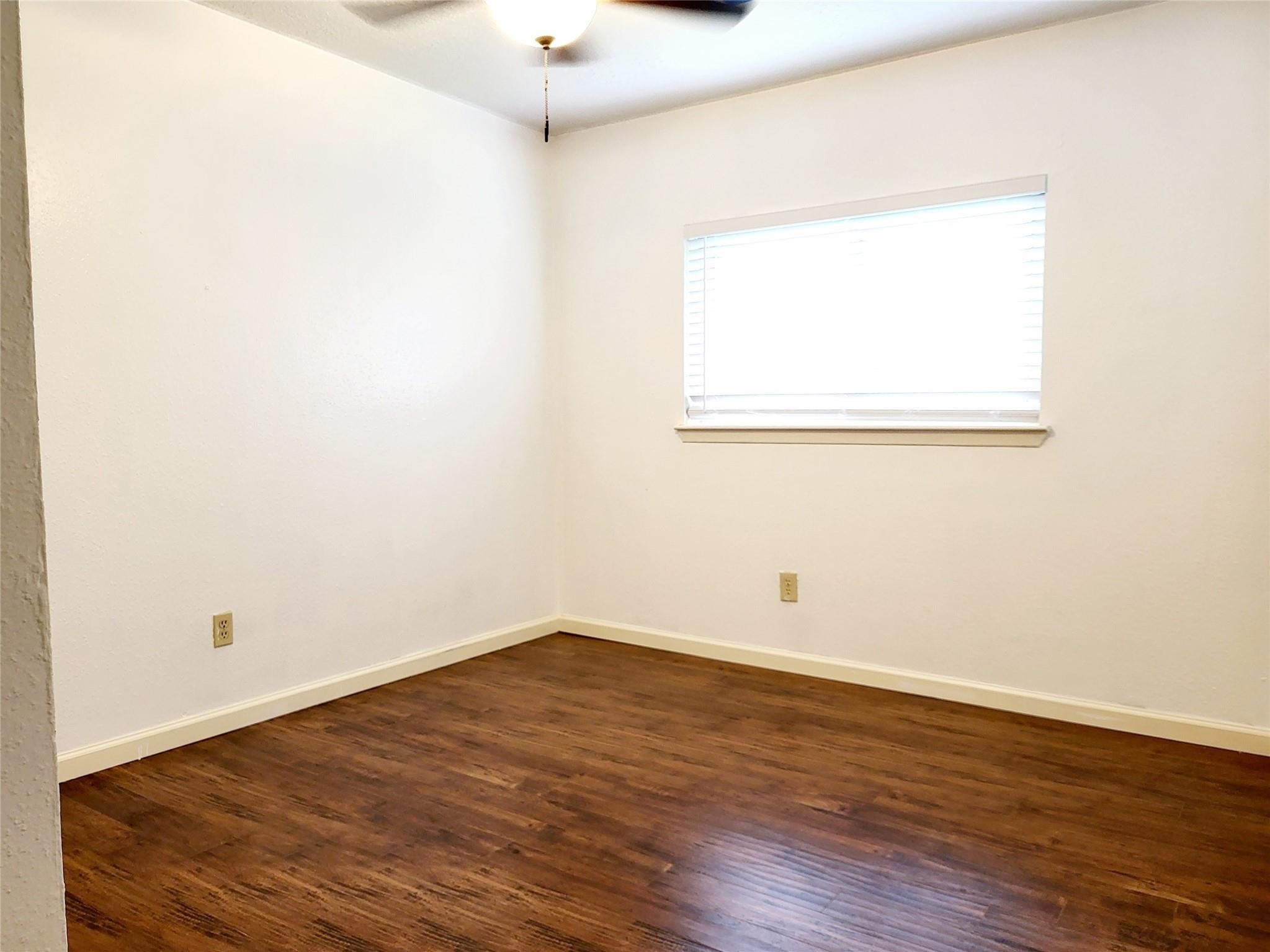 2711 S Brompton Drive Property Photo 13