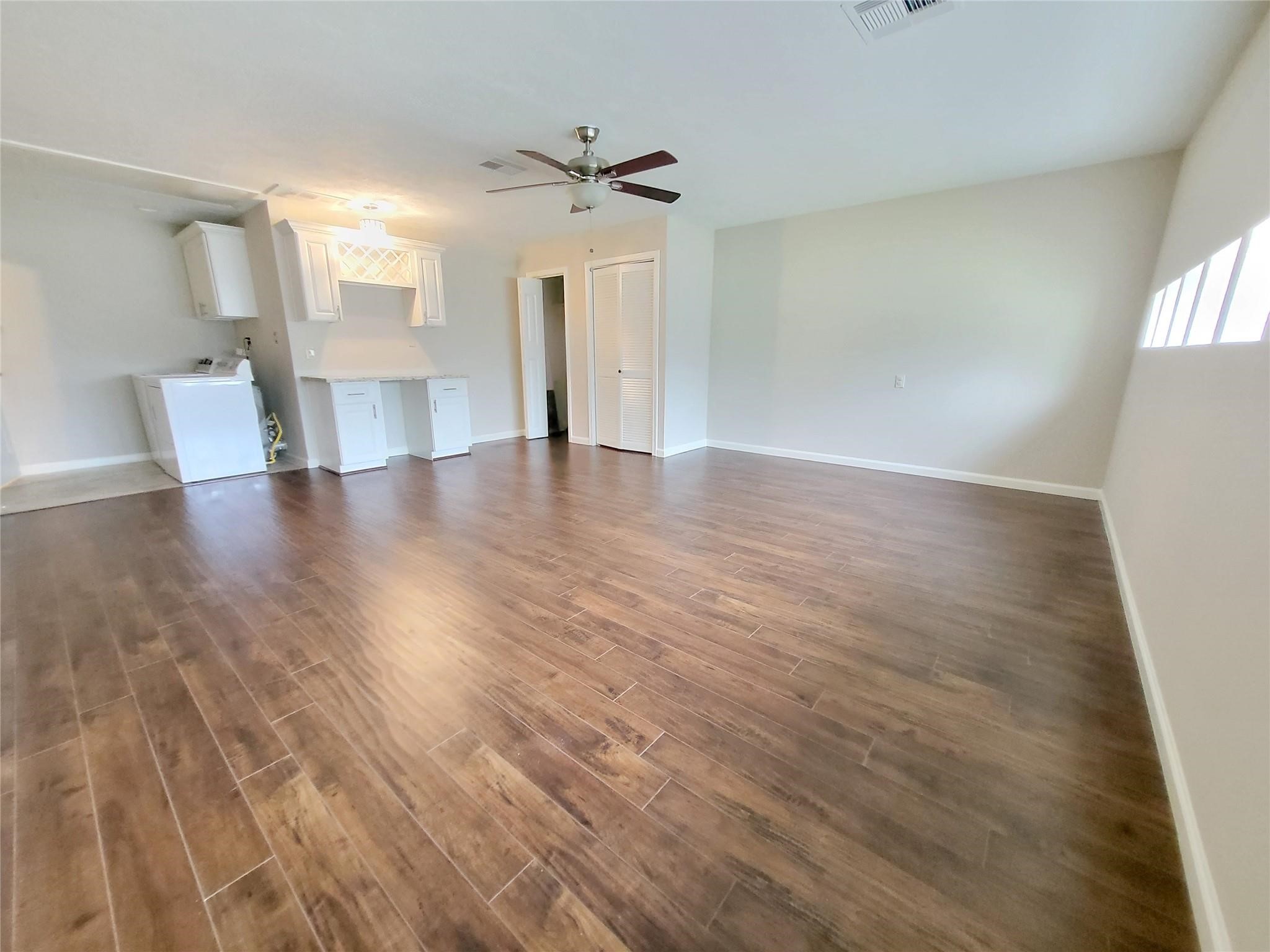 2711 S Brompton Drive Property Photo 19
