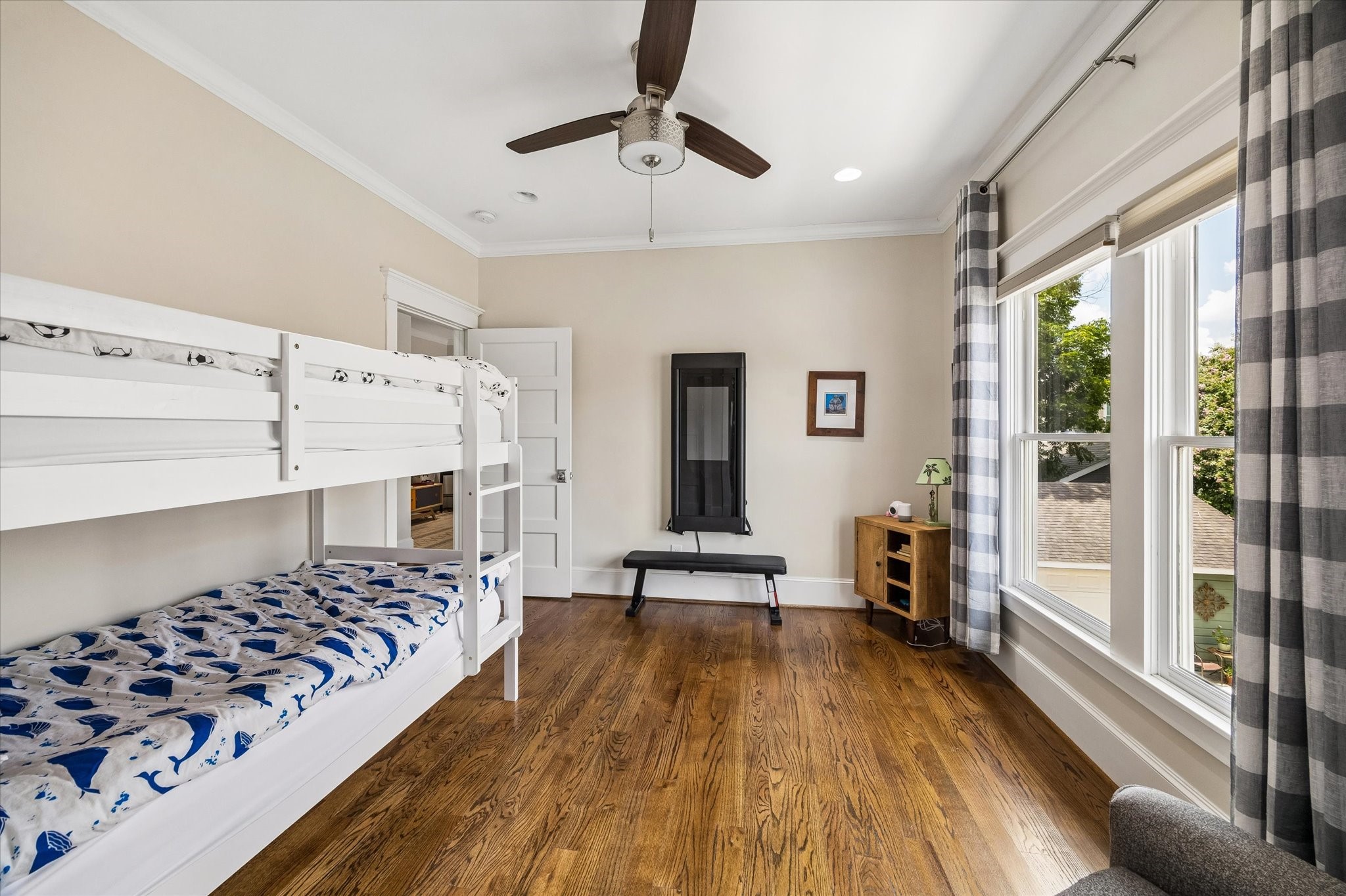 1529 Lawrence Street B Property Photo 19