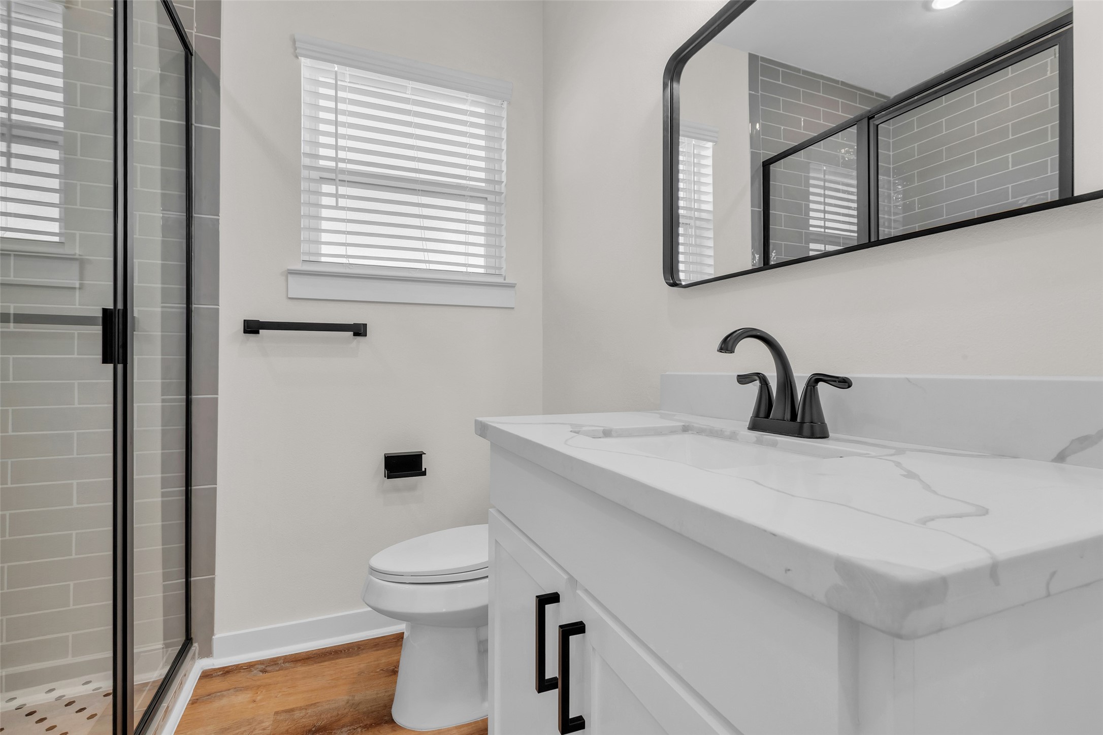 3441 Mcgowen Street Property Photo 16