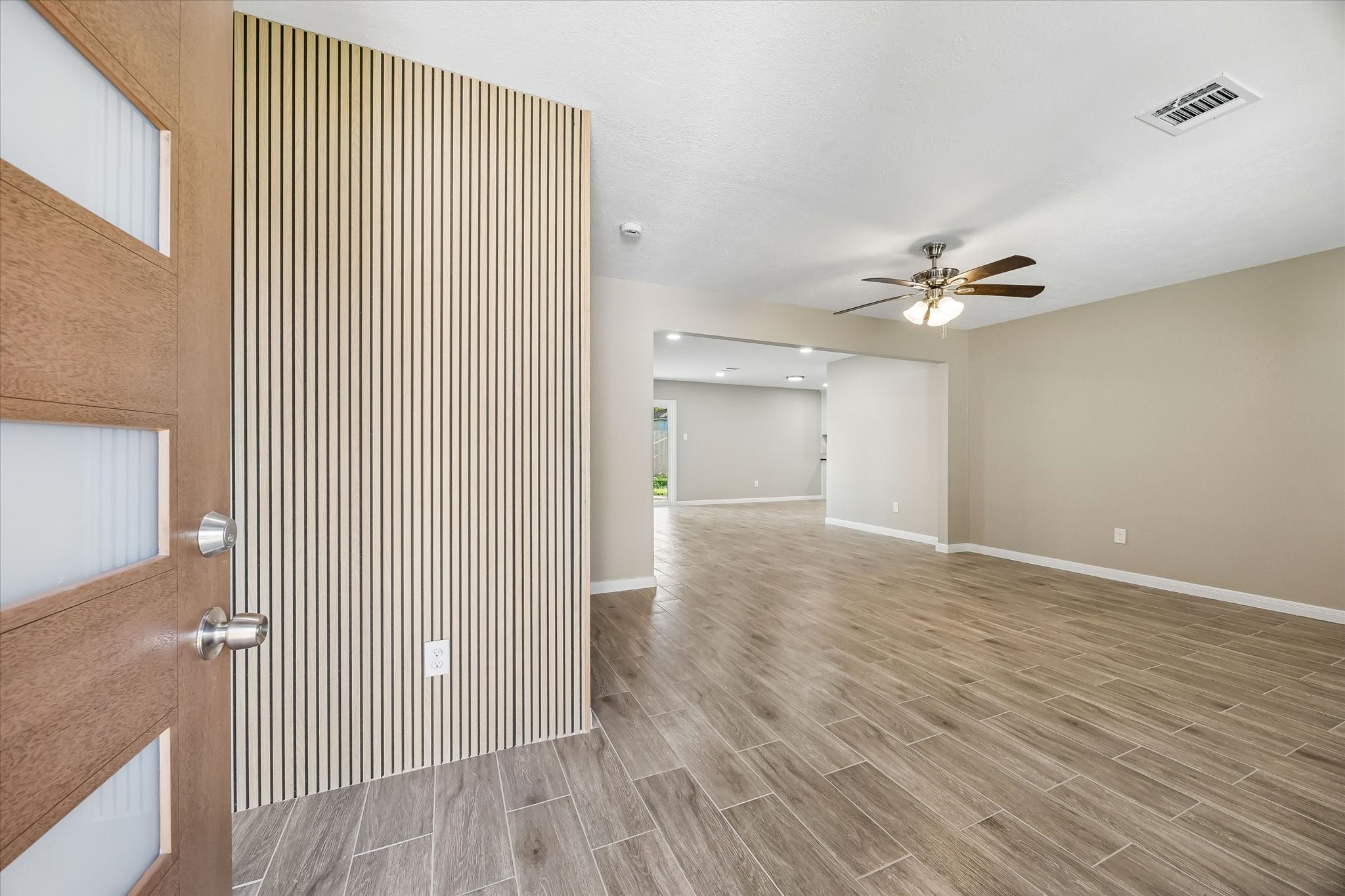 4315 Kelling Street Property Photo 3
