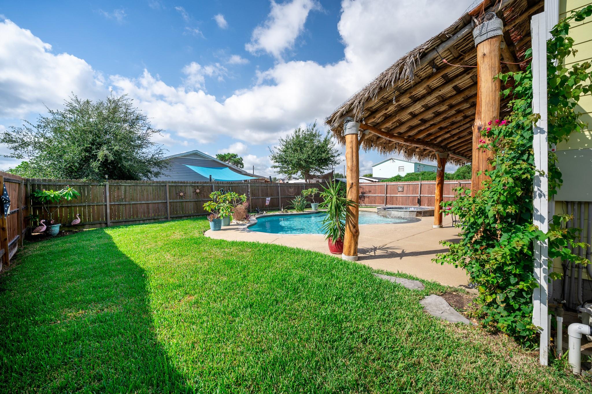 2525 E Bayshore Drive Property Photo 7