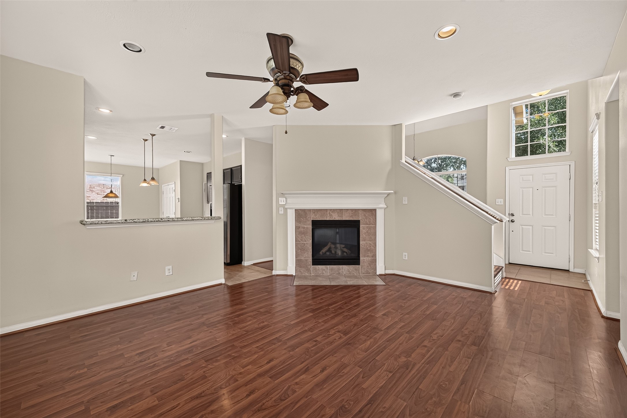 24511 Kestrel View Property Photo 9