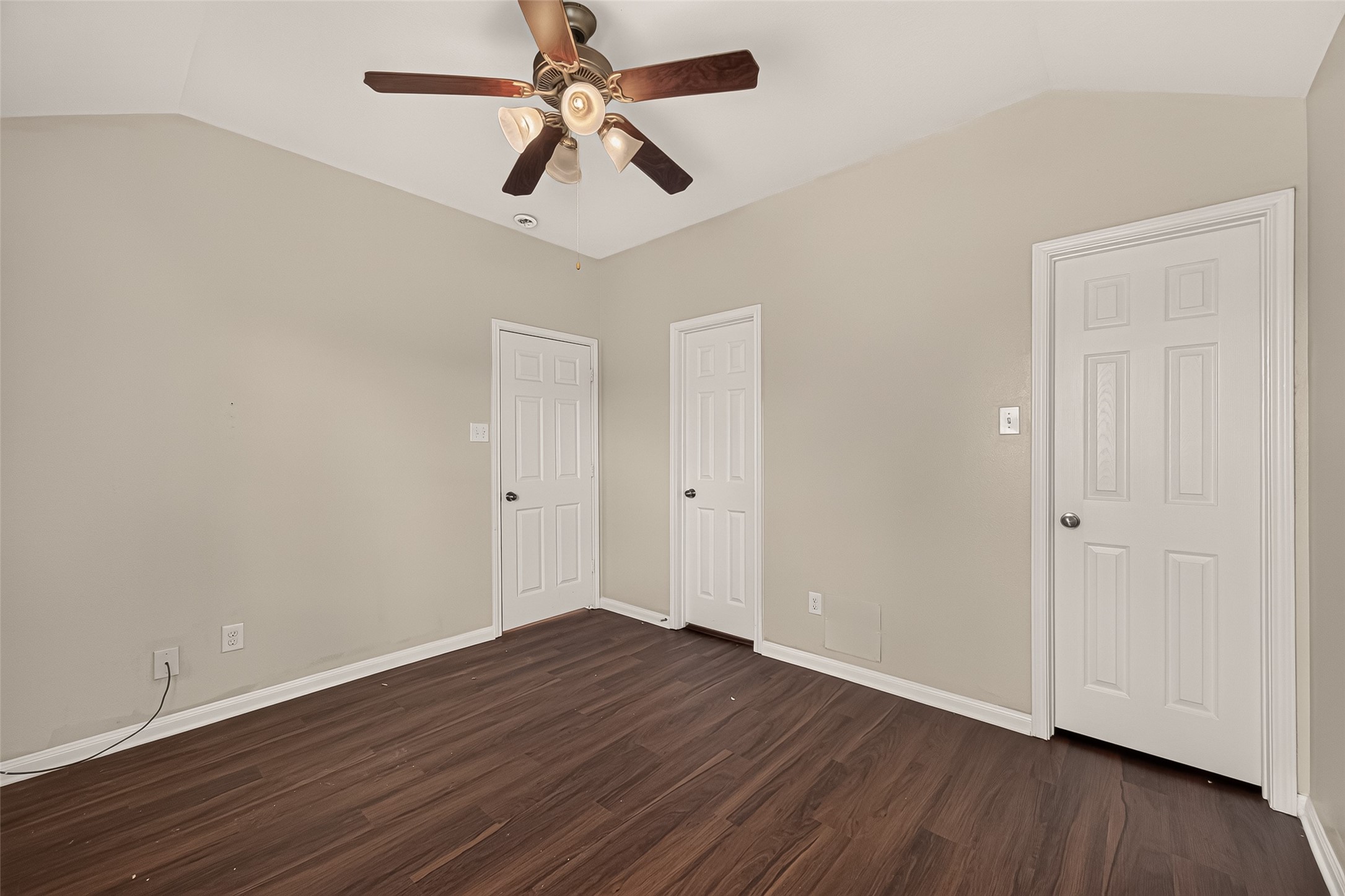 24511 Kestrel View Property Photo 18