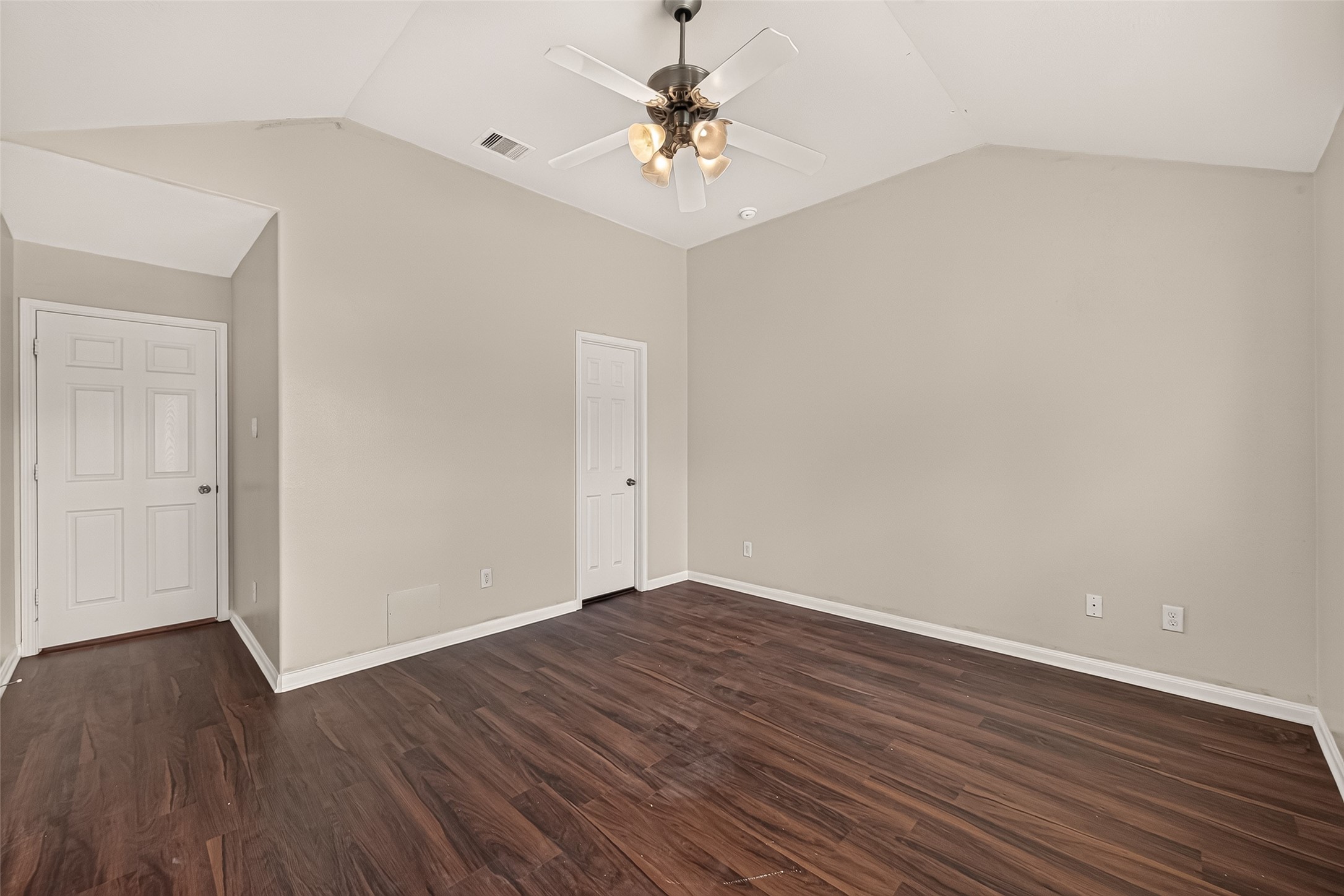 24511 Kestrel View Property Photo 24