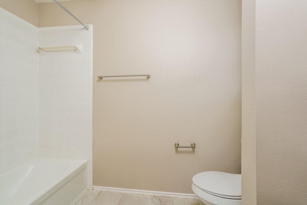 1842 Strongs Court Property Photo 12