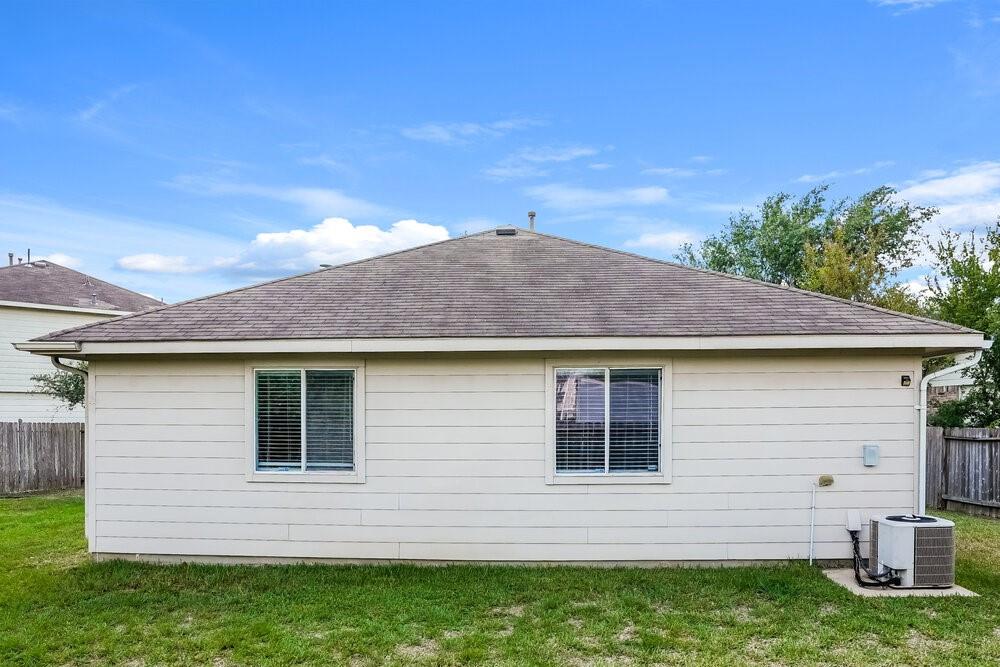 1842 Strongs Court Property Photo 16