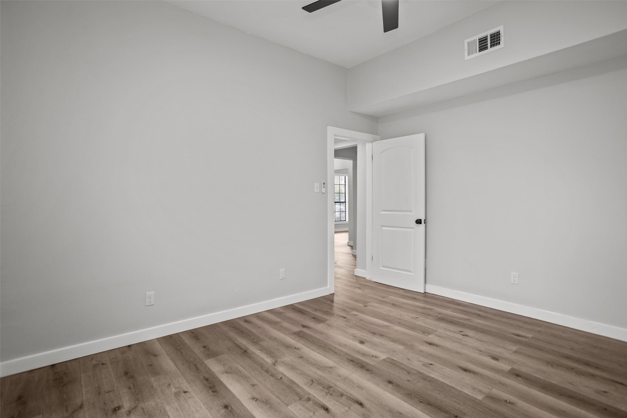 170 Noble Street Property Photo 13