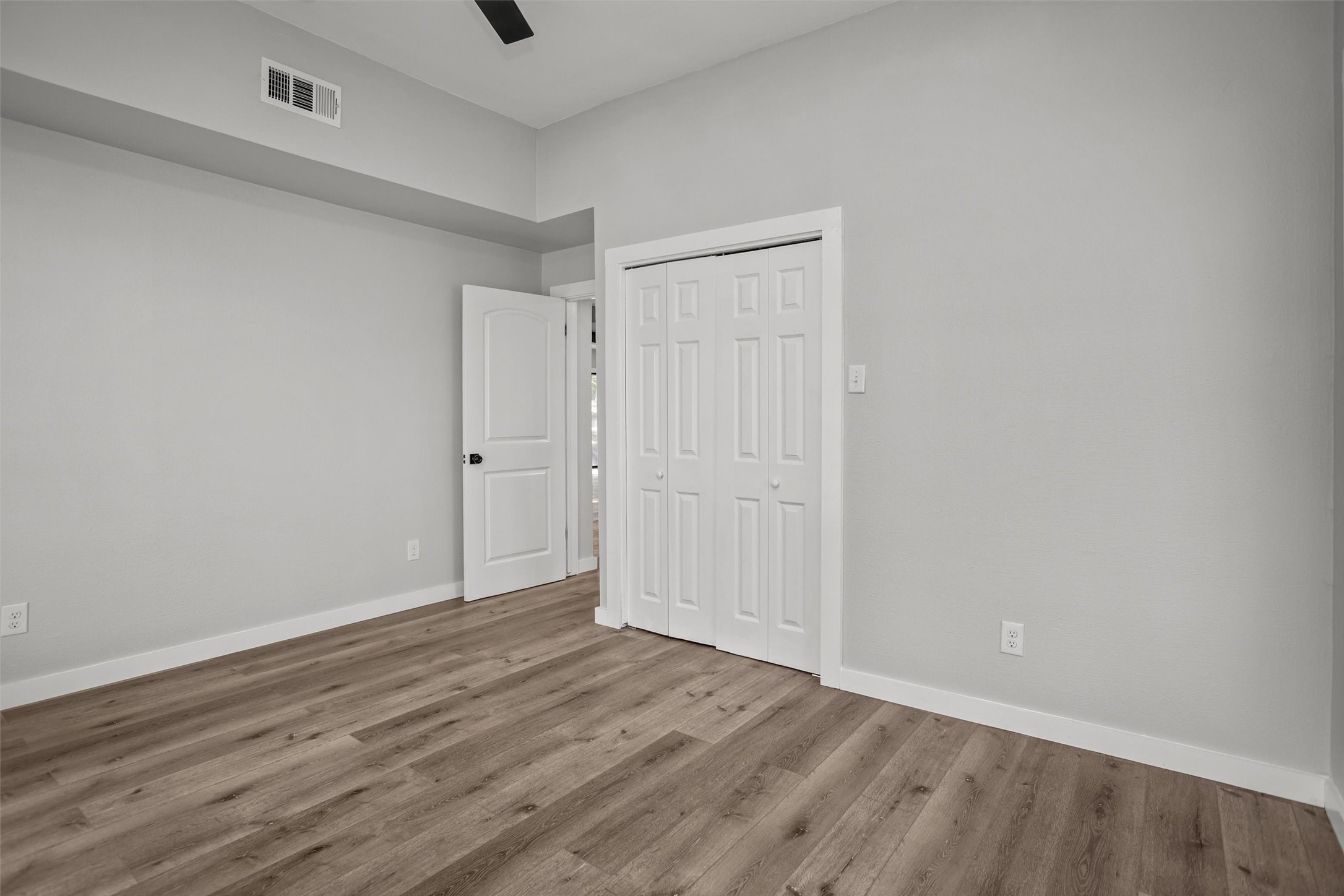 170 Noble Street Property Photo 14