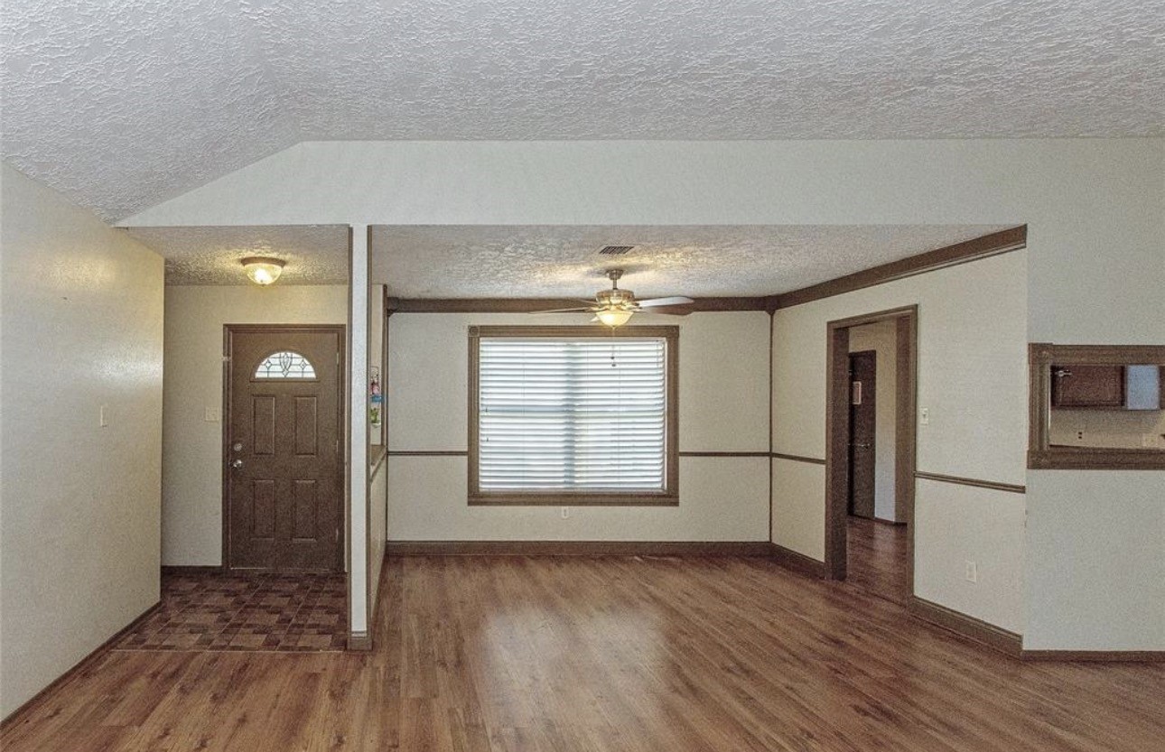 1342 Ambrosden Lane Property Photo 7