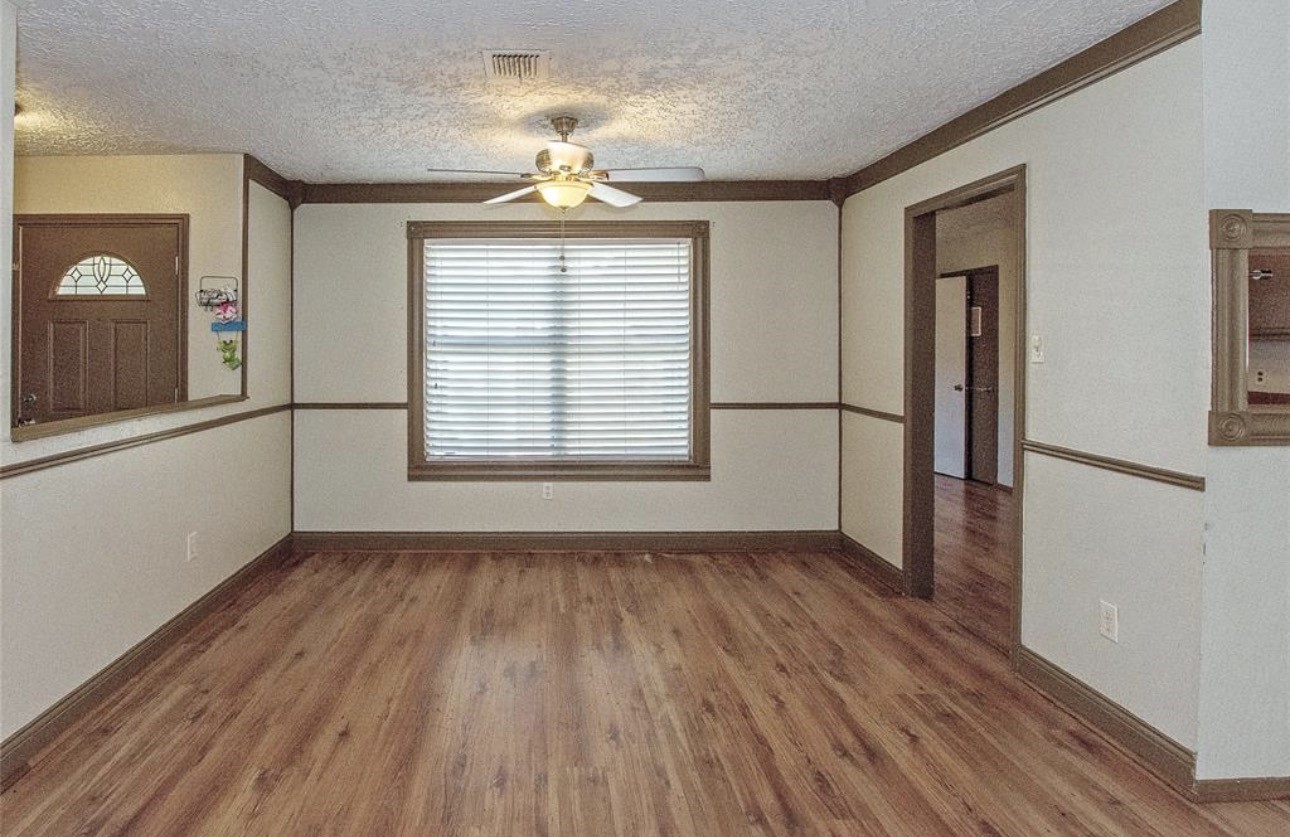 1342 Ambrosden Lane Property Photo 8