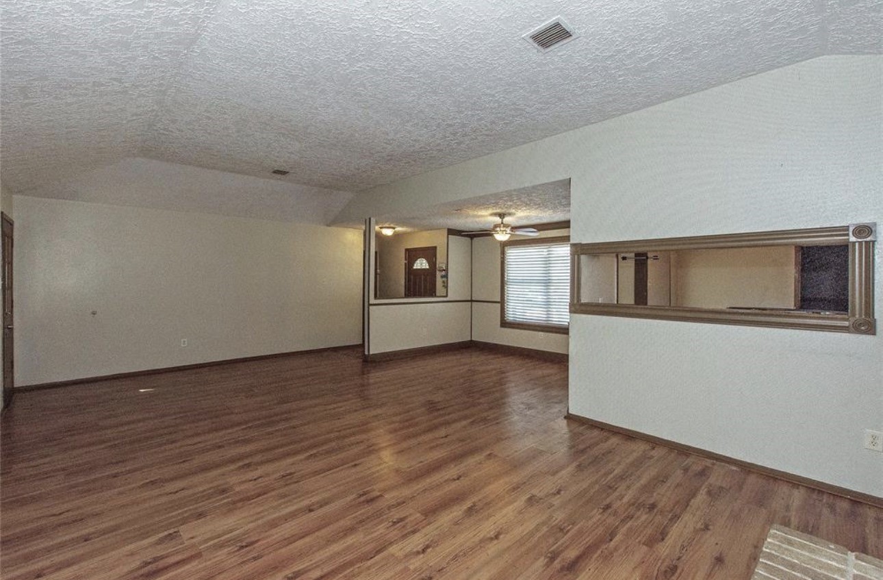 1342 Ambrosden Lane Property Photo 10