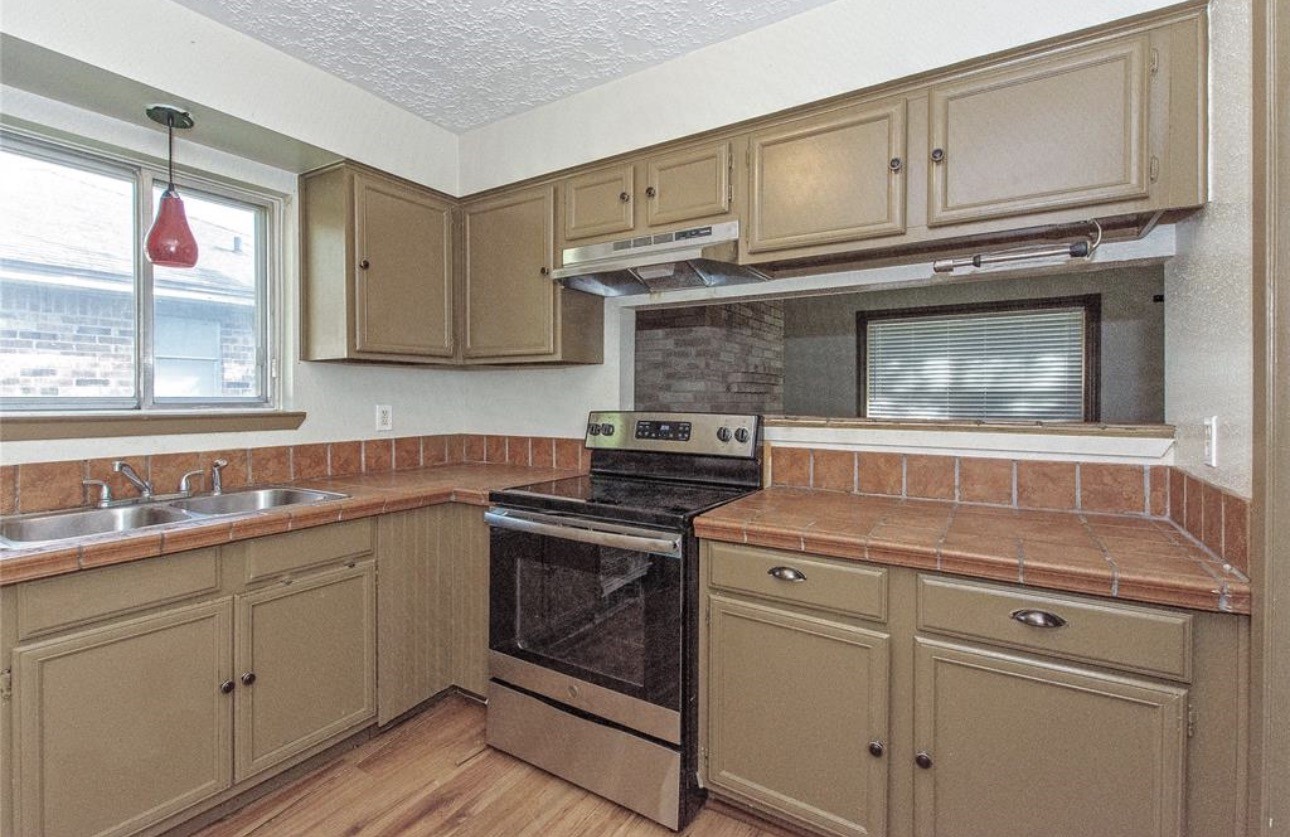 1342 Ambrosden Lane Property Photo 14