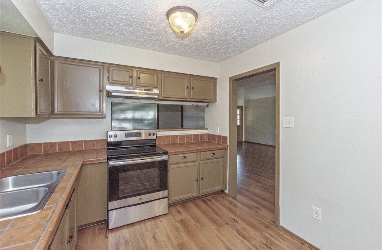 1342 Ambrosden Lane Property Photo 15