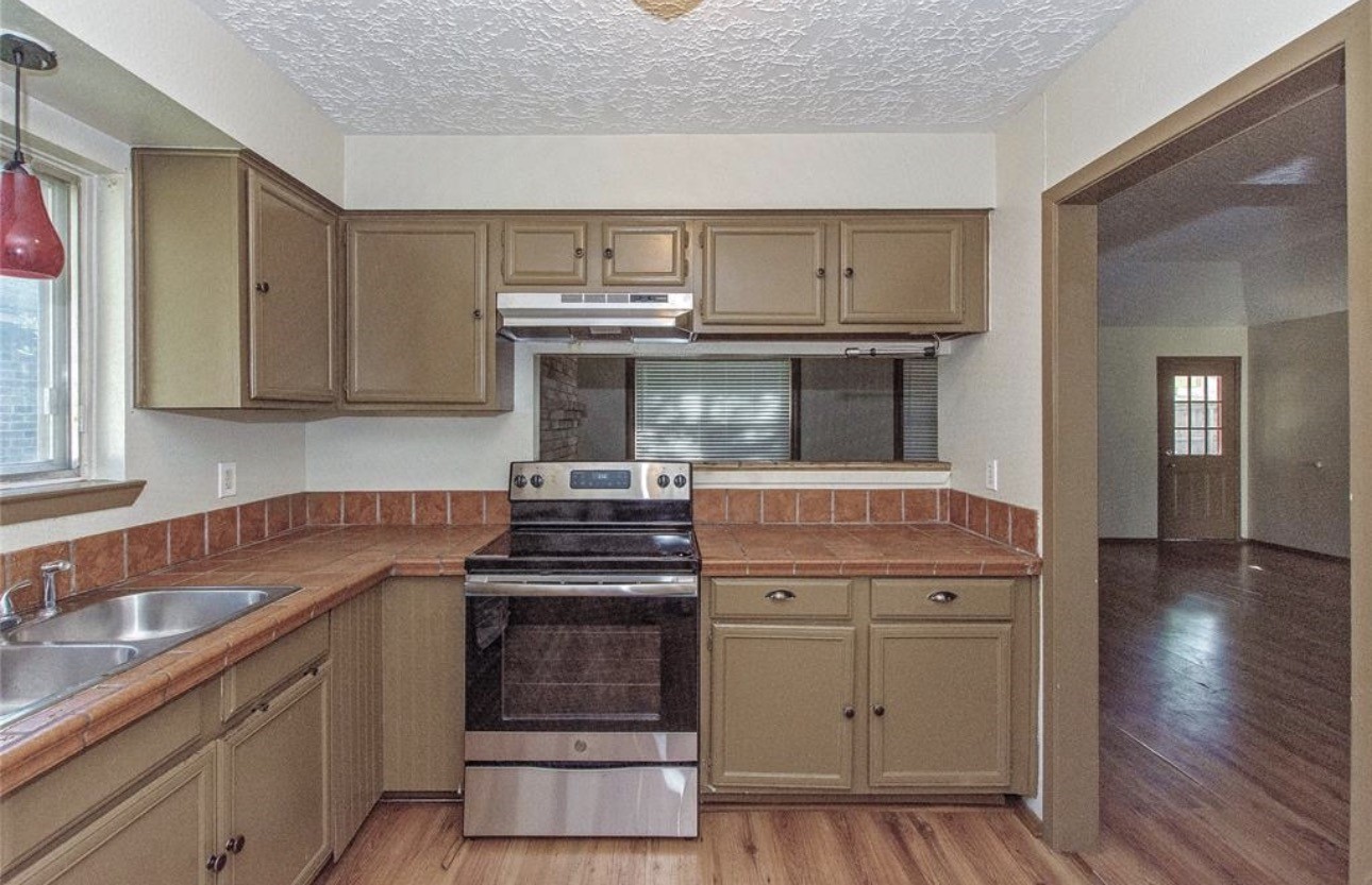 1342 Ambrosden Lane Property Photo 16