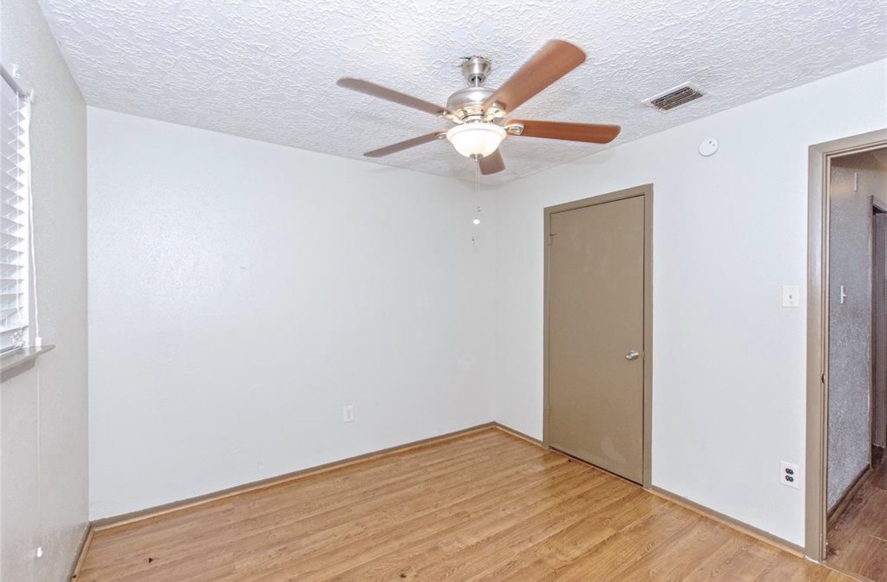 1342 Ambrosden Lane Property Photo 21