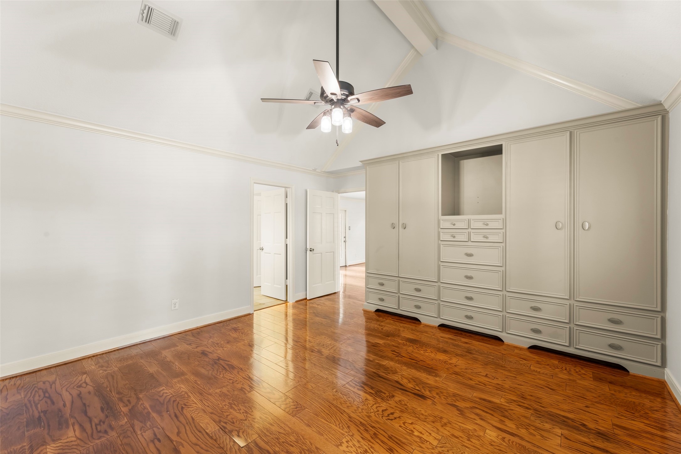 14206 Blazey Drive Property Photo 8