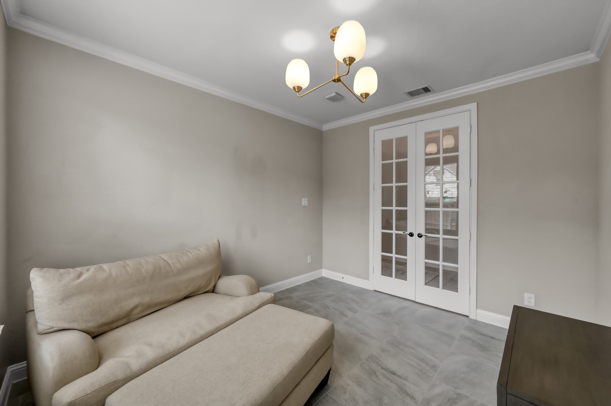 4206 Grand Oaks Wind Property Photo 7