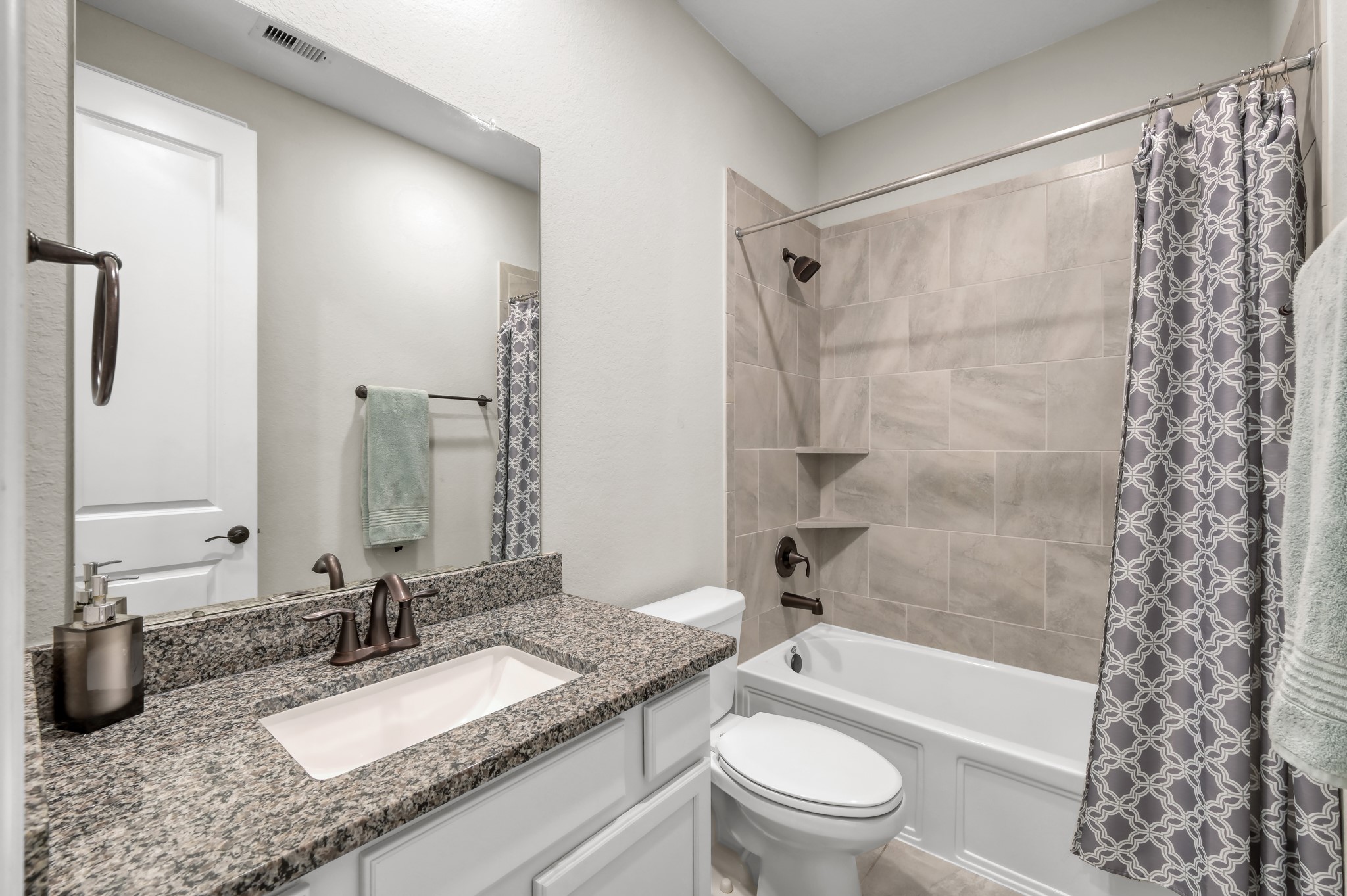 4206 Grand Oaks Wind Property Photo 25