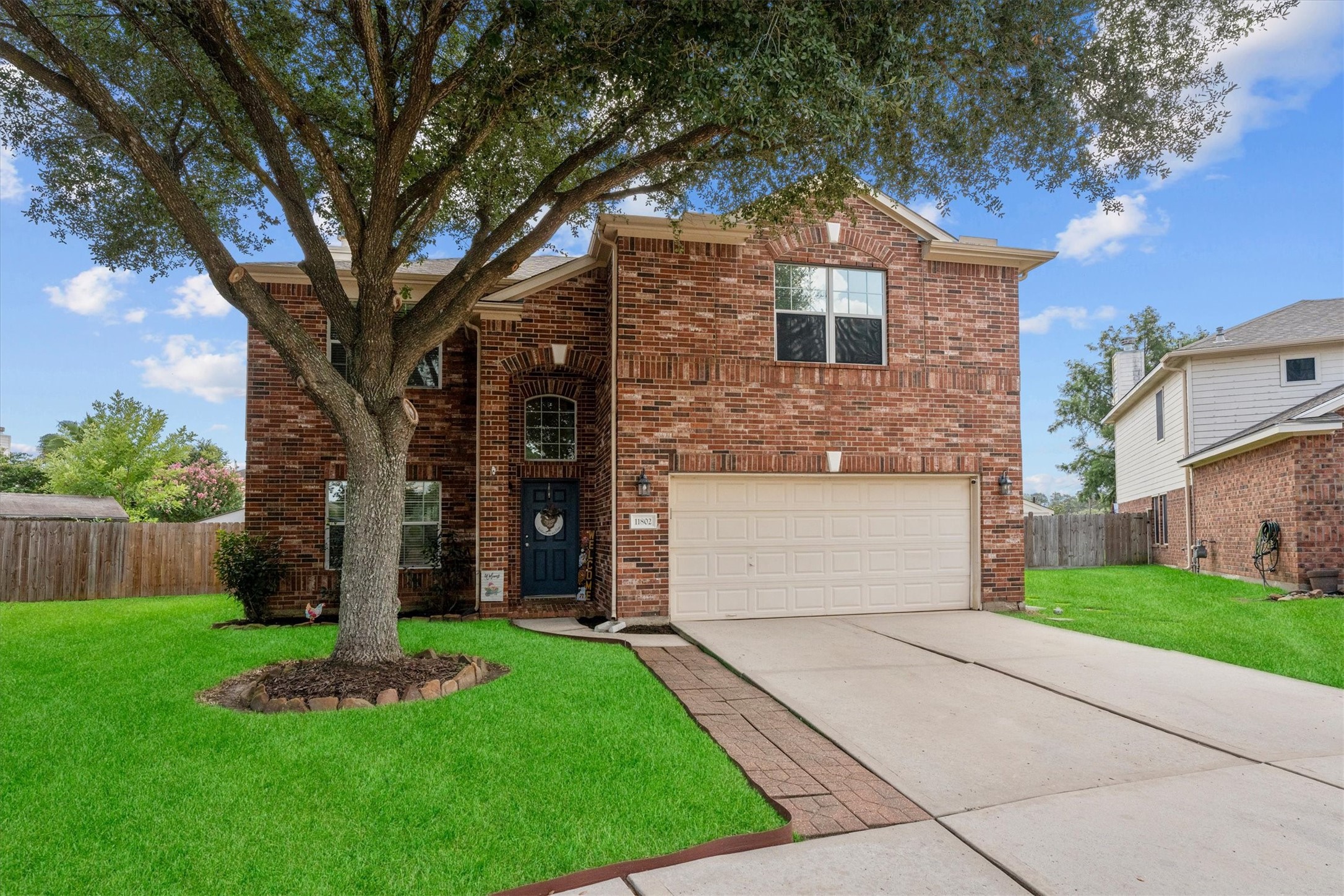 11802 Ribbon Falls Court Property Photo 2