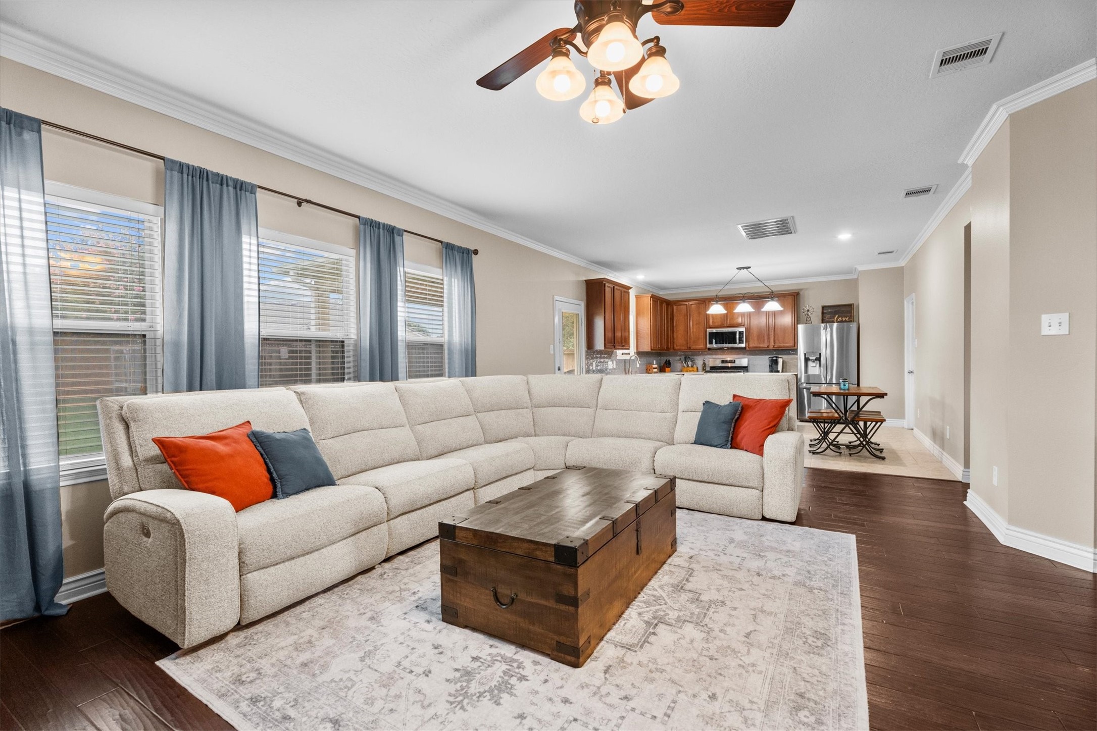 11802 Ribbon Falls Court Property Photo 8