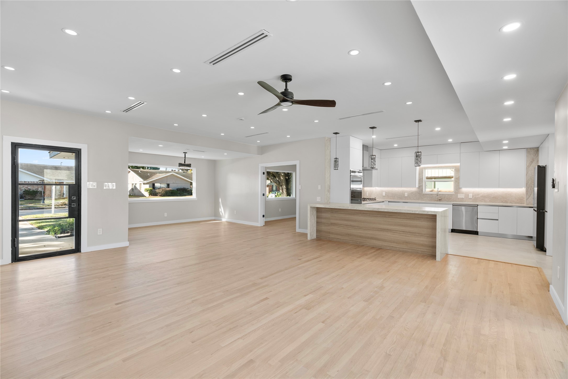 9203 Kapri Lane Property Photo 1