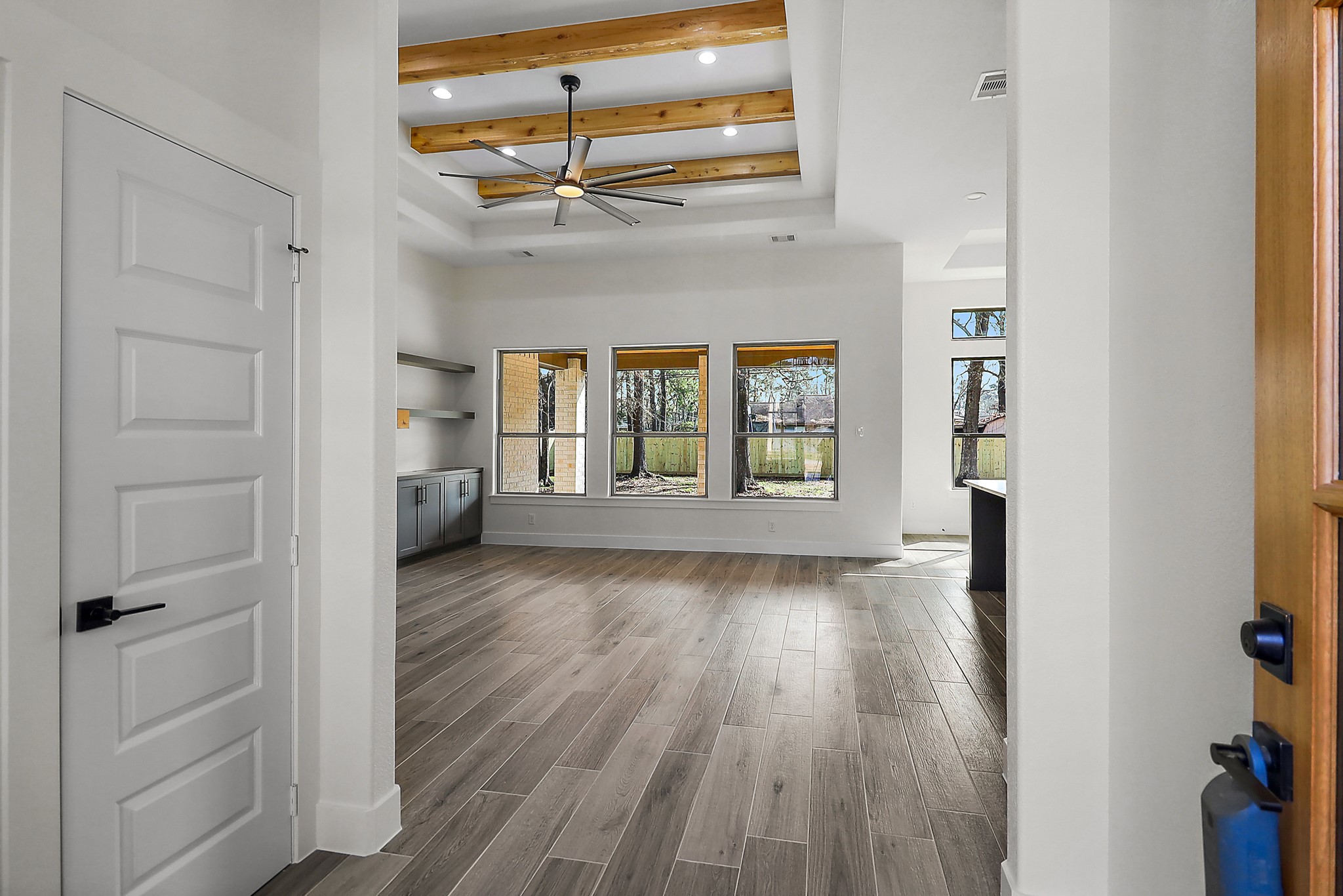 15903 Spinnaker Drive Property Photo