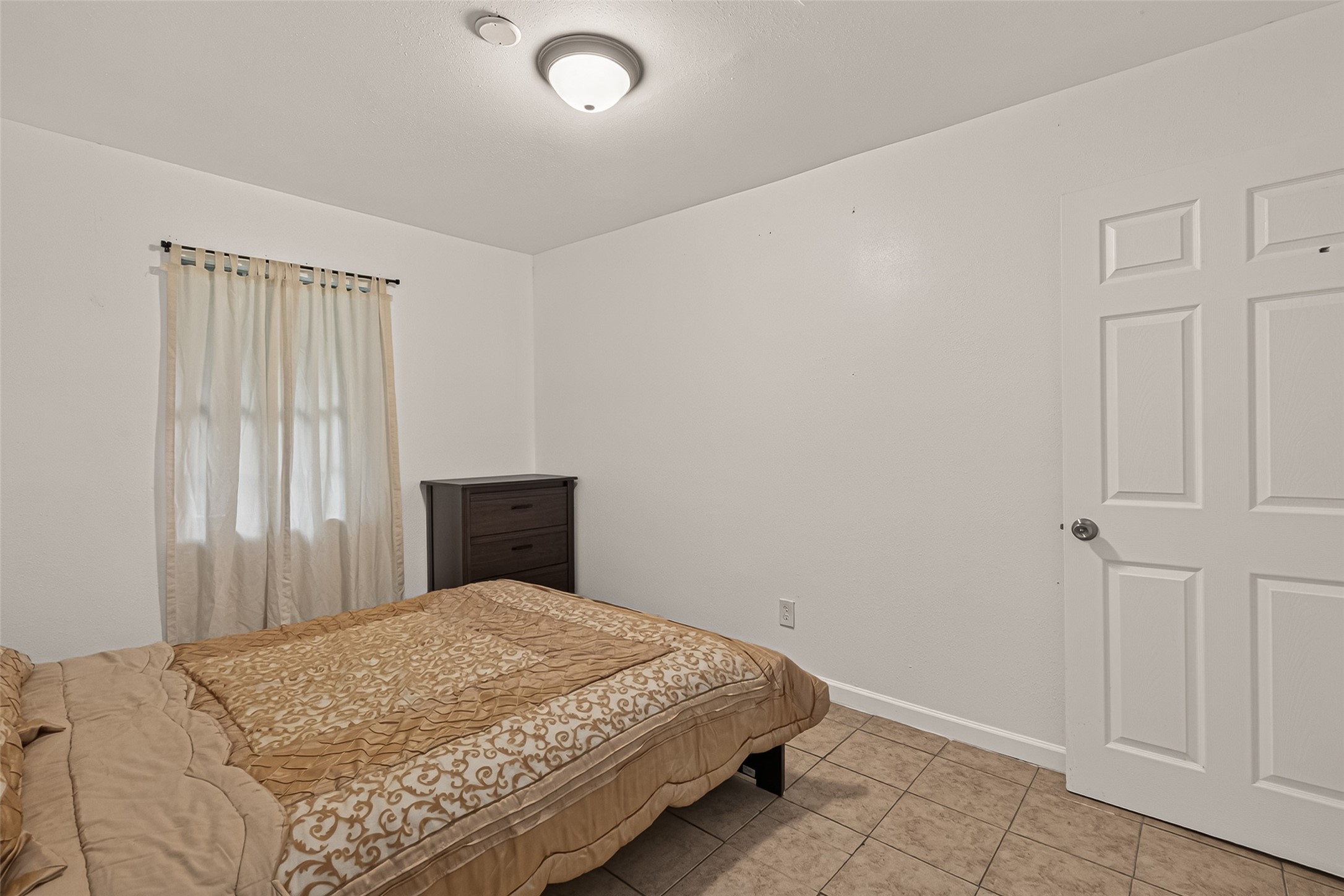 13703 Segrest Drive Property Photo 21