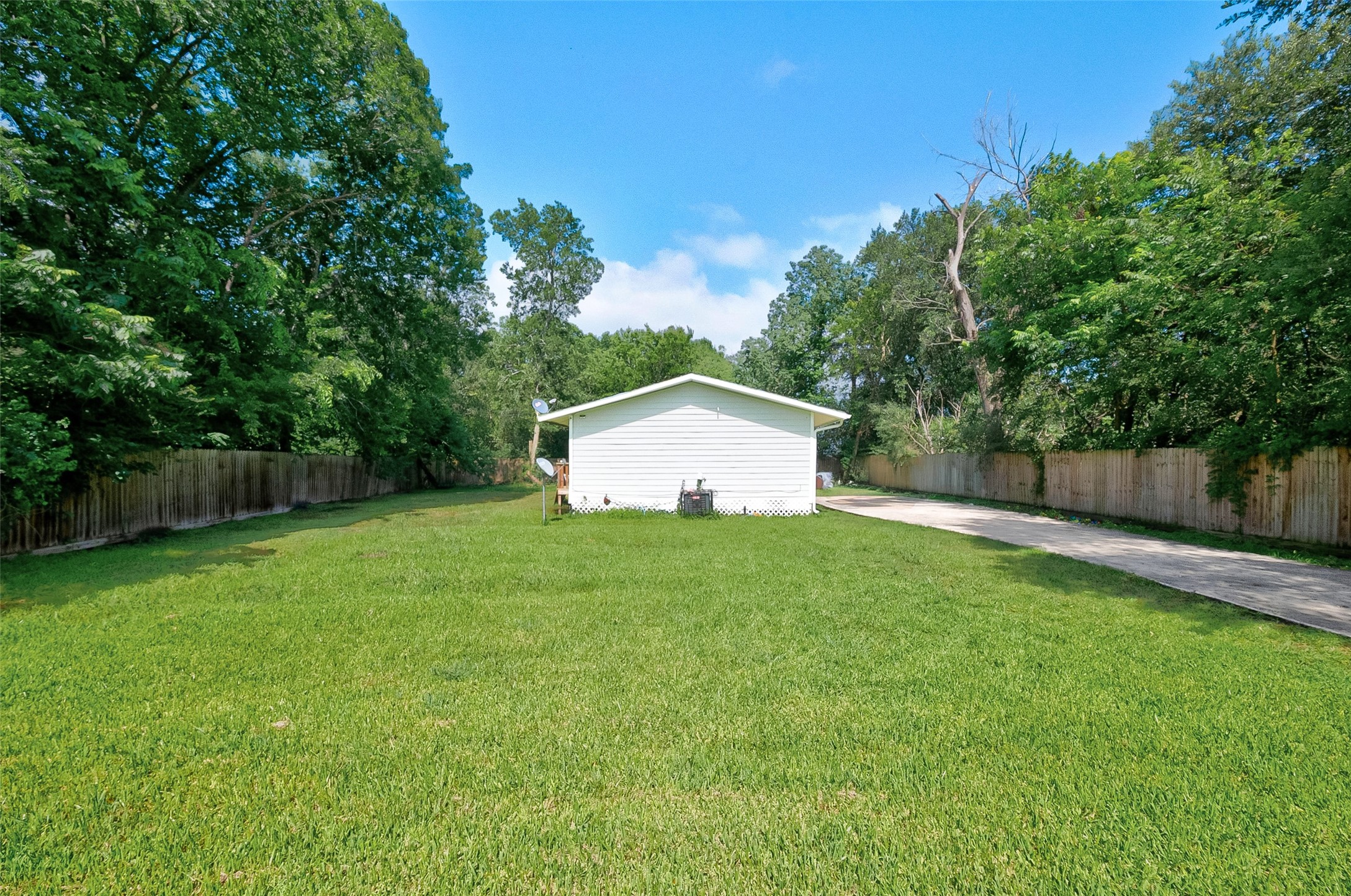 13703 Segrest Drive Property Photo 29