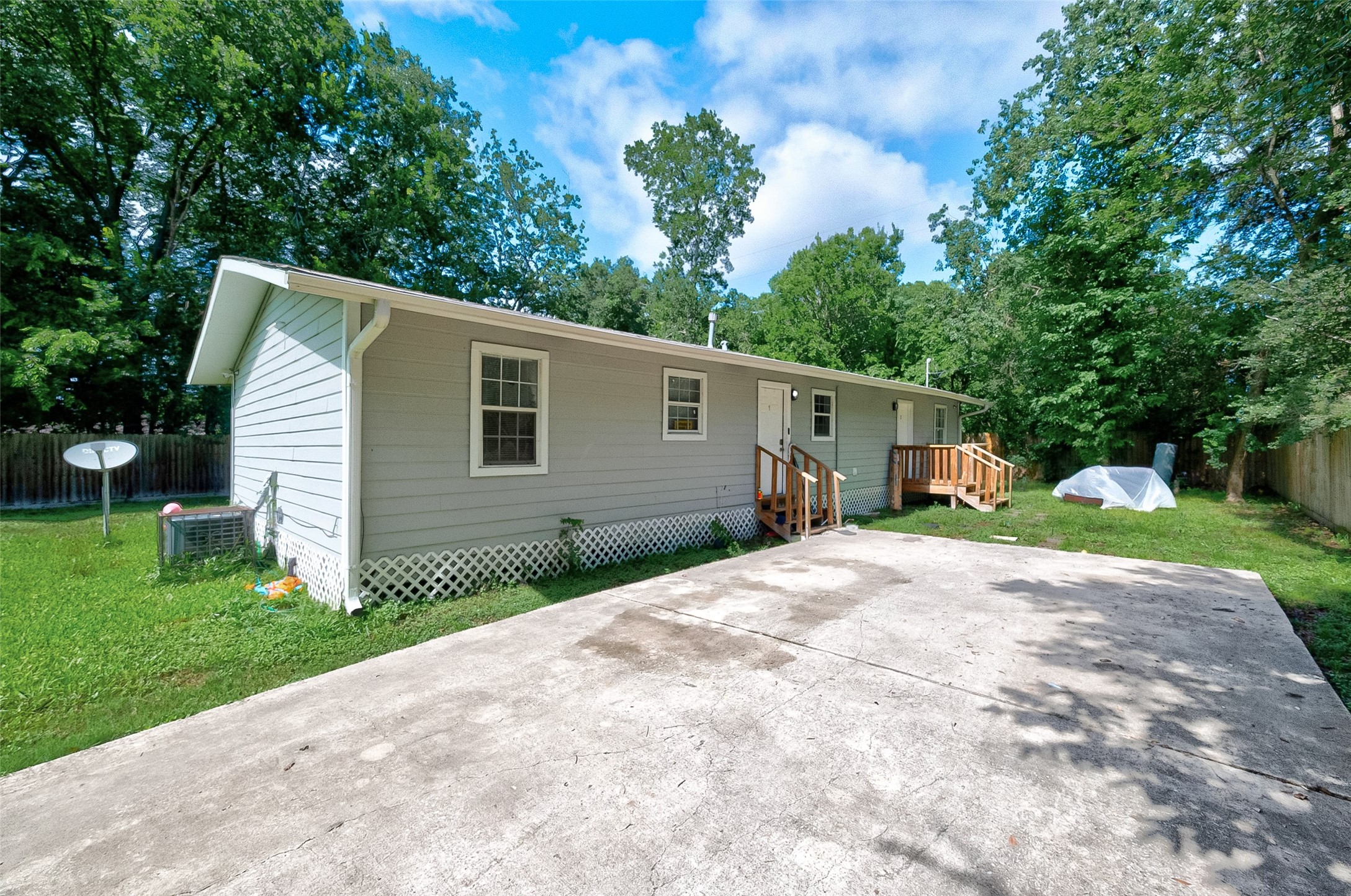 13703 Segrest Drive Property Photo 31