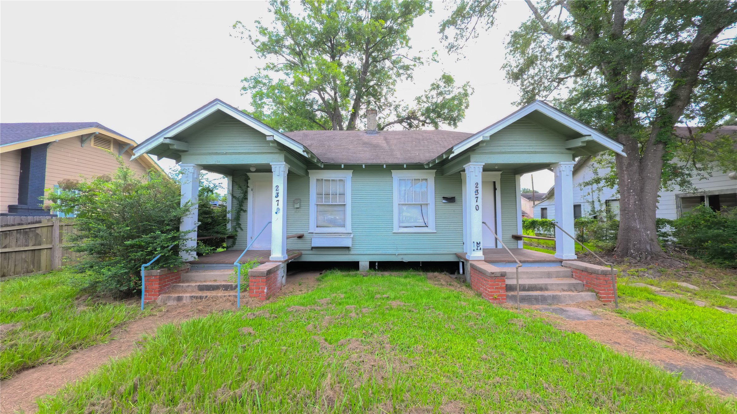 2370 Orange Street Property Photo 1