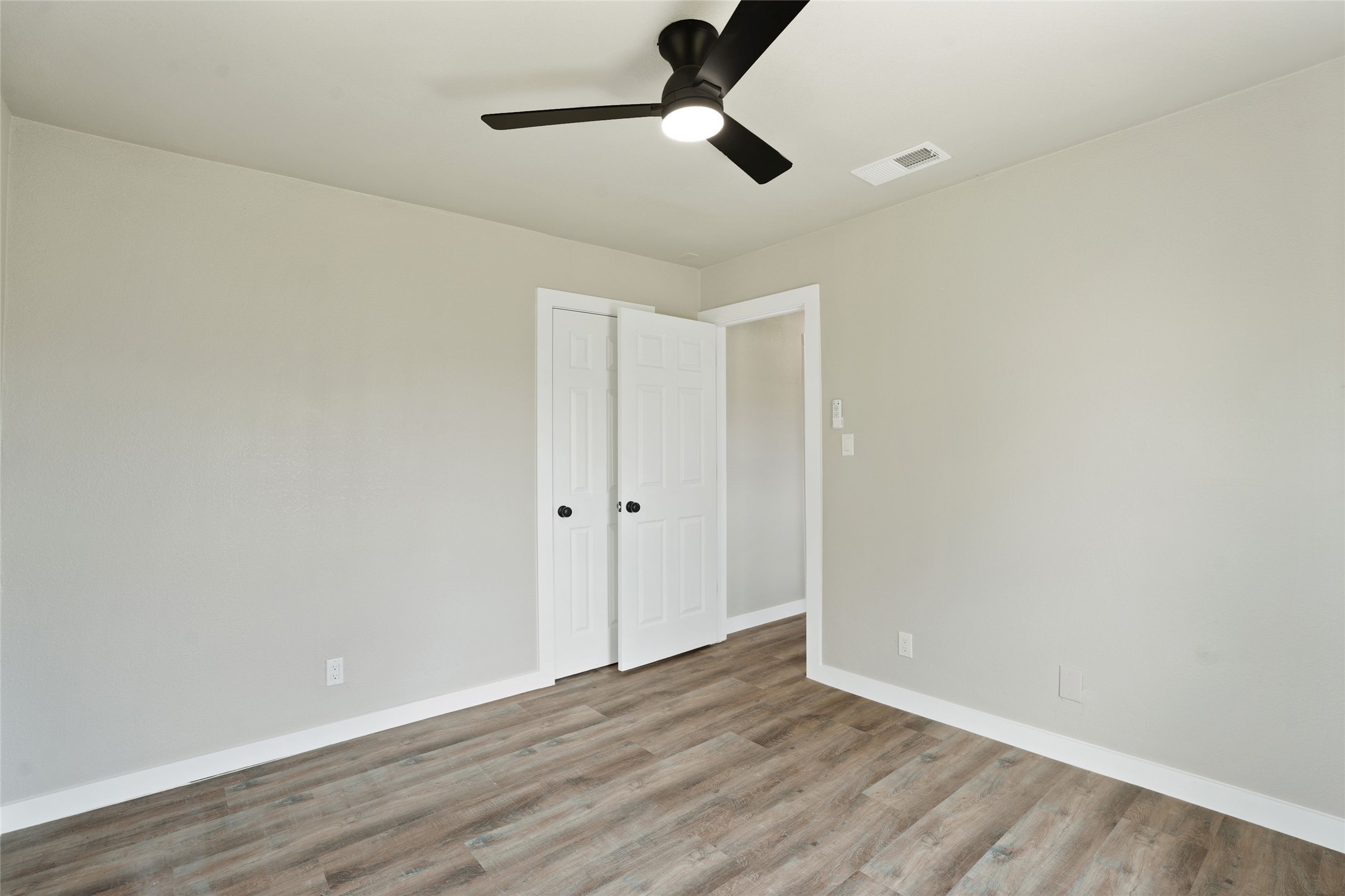 1300 Basin Street Property Photo 19