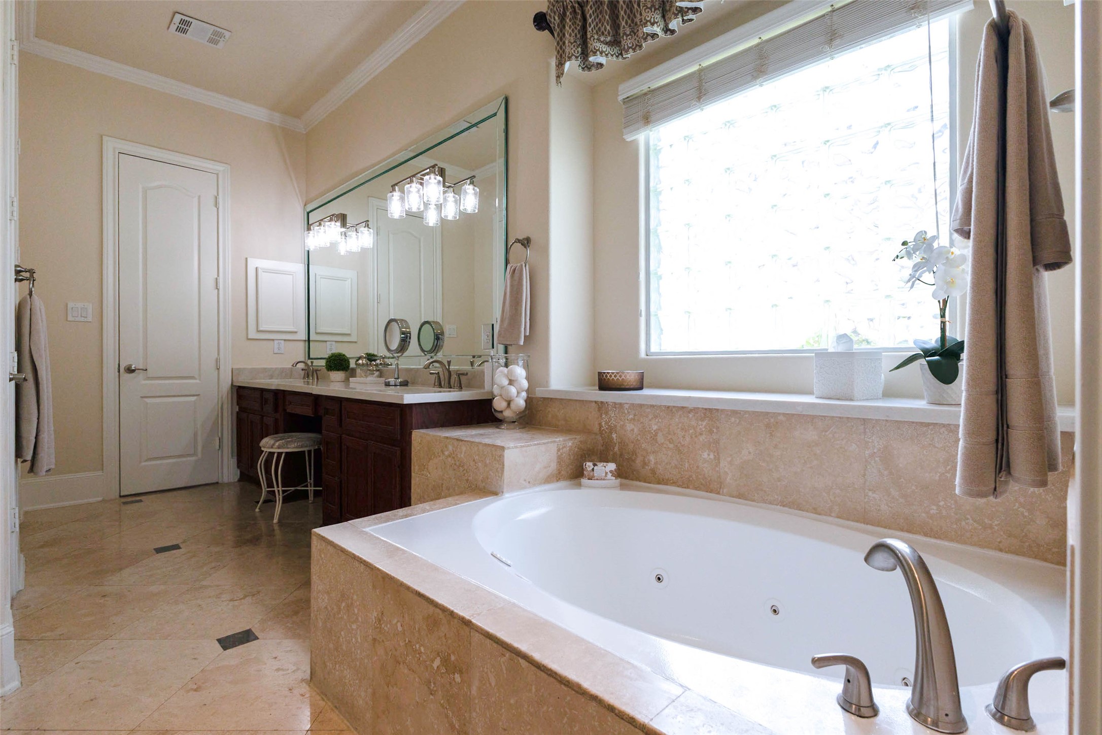 4302 Weston Drive Property Photo 27
