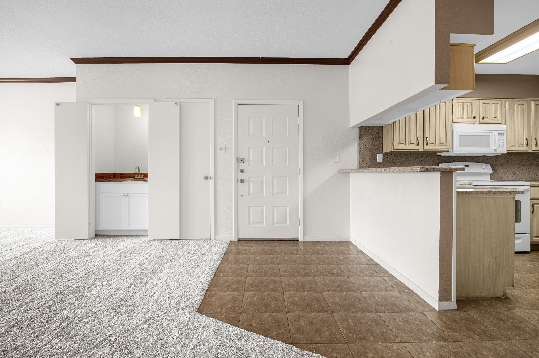 4747 Nasa Parkway 206 Property Photo 4