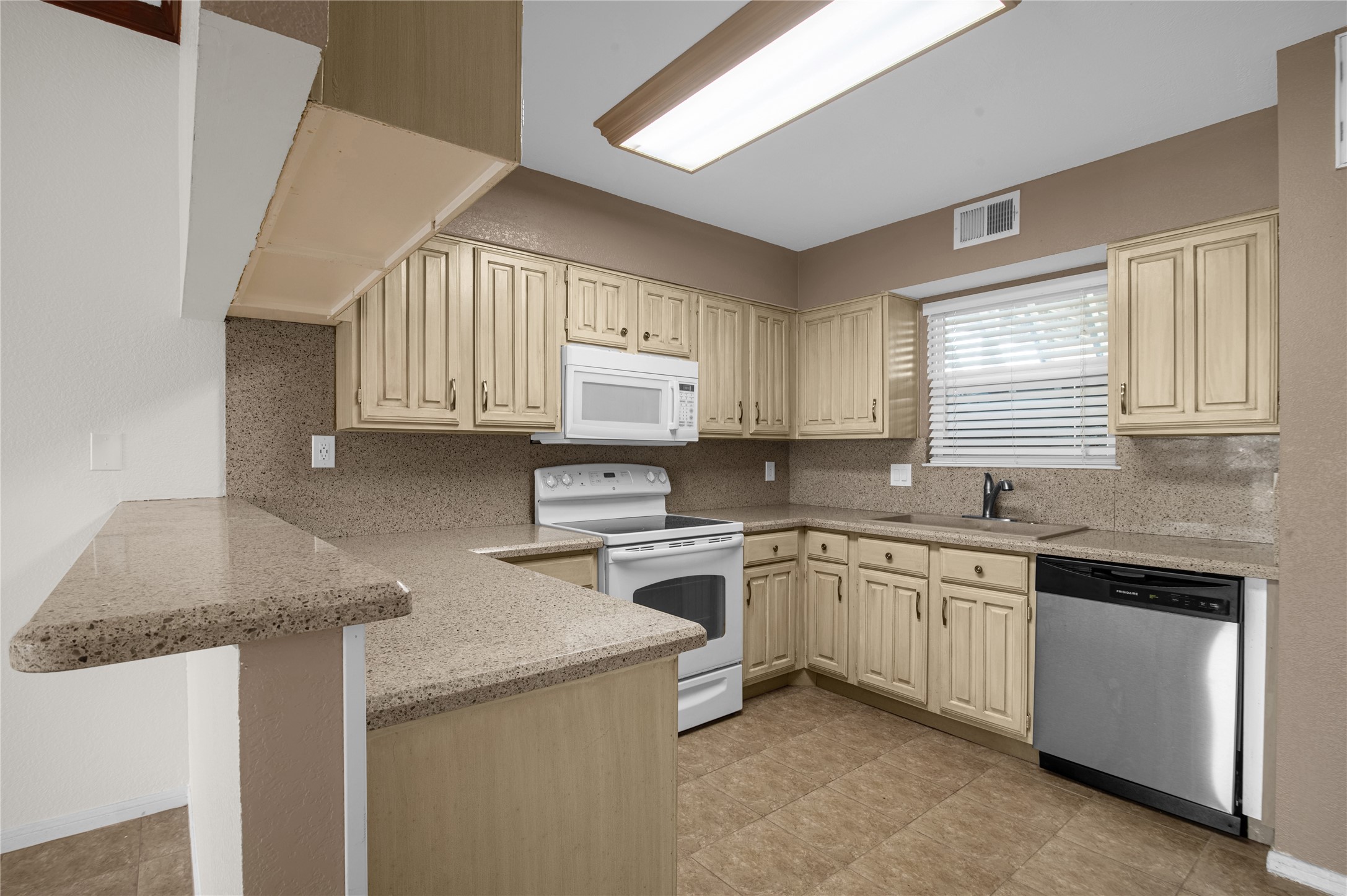 4747 Nasa Parkway 206 Property Photo 14