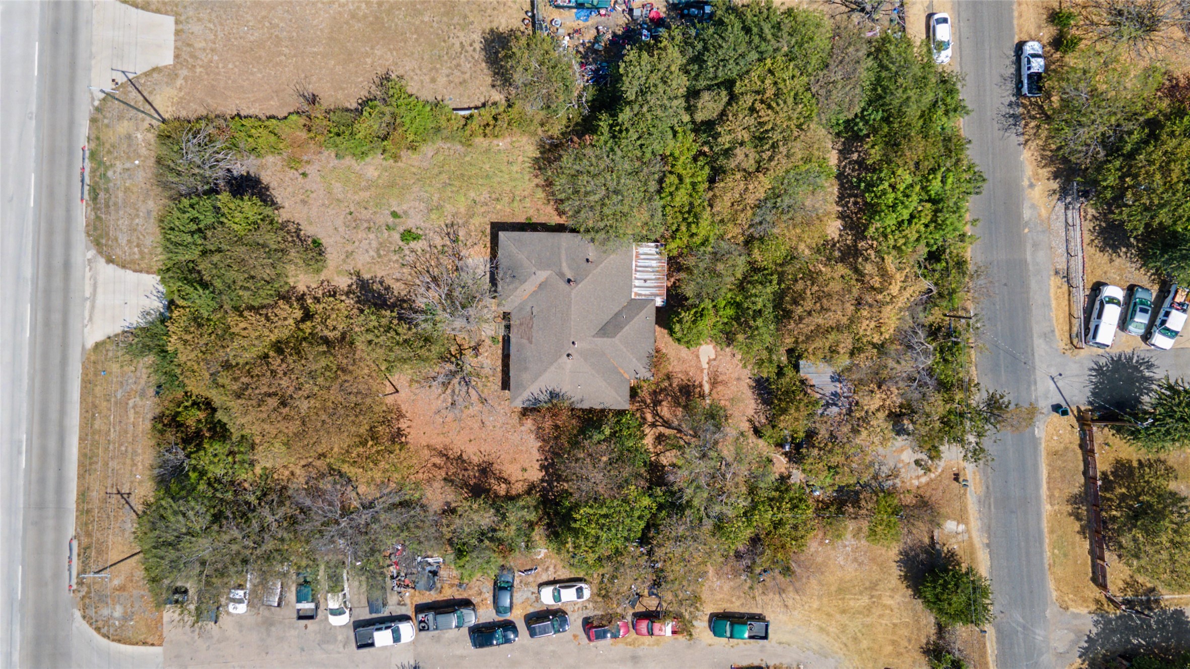 410 Ellis Avenue Property Photo 12
