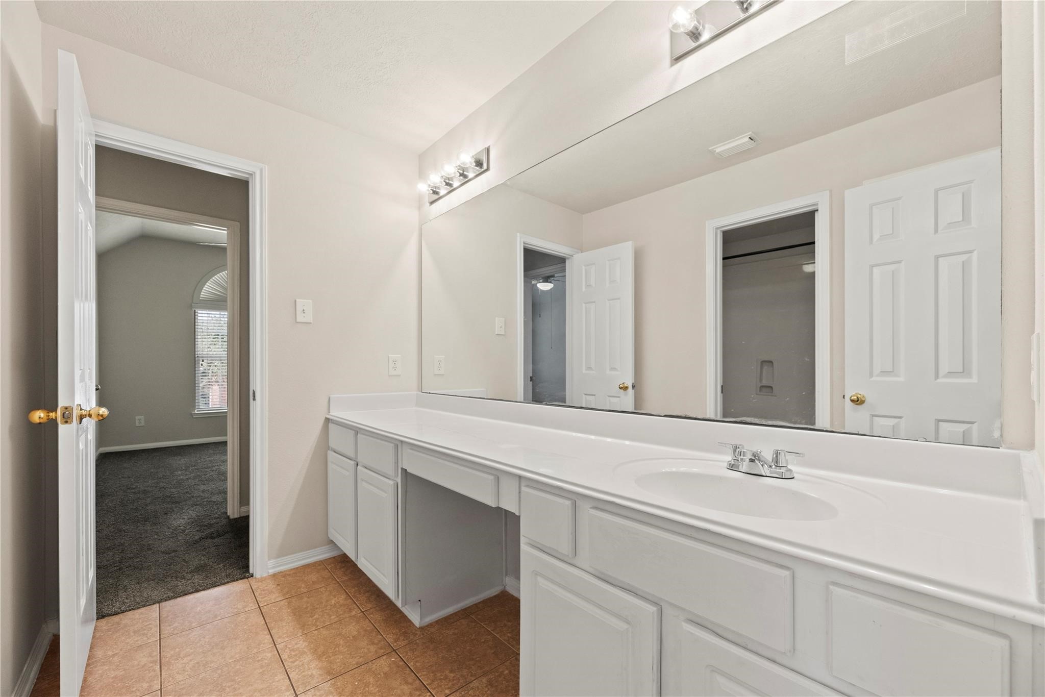 6411 Briar Moss Lane Property Photo 11
