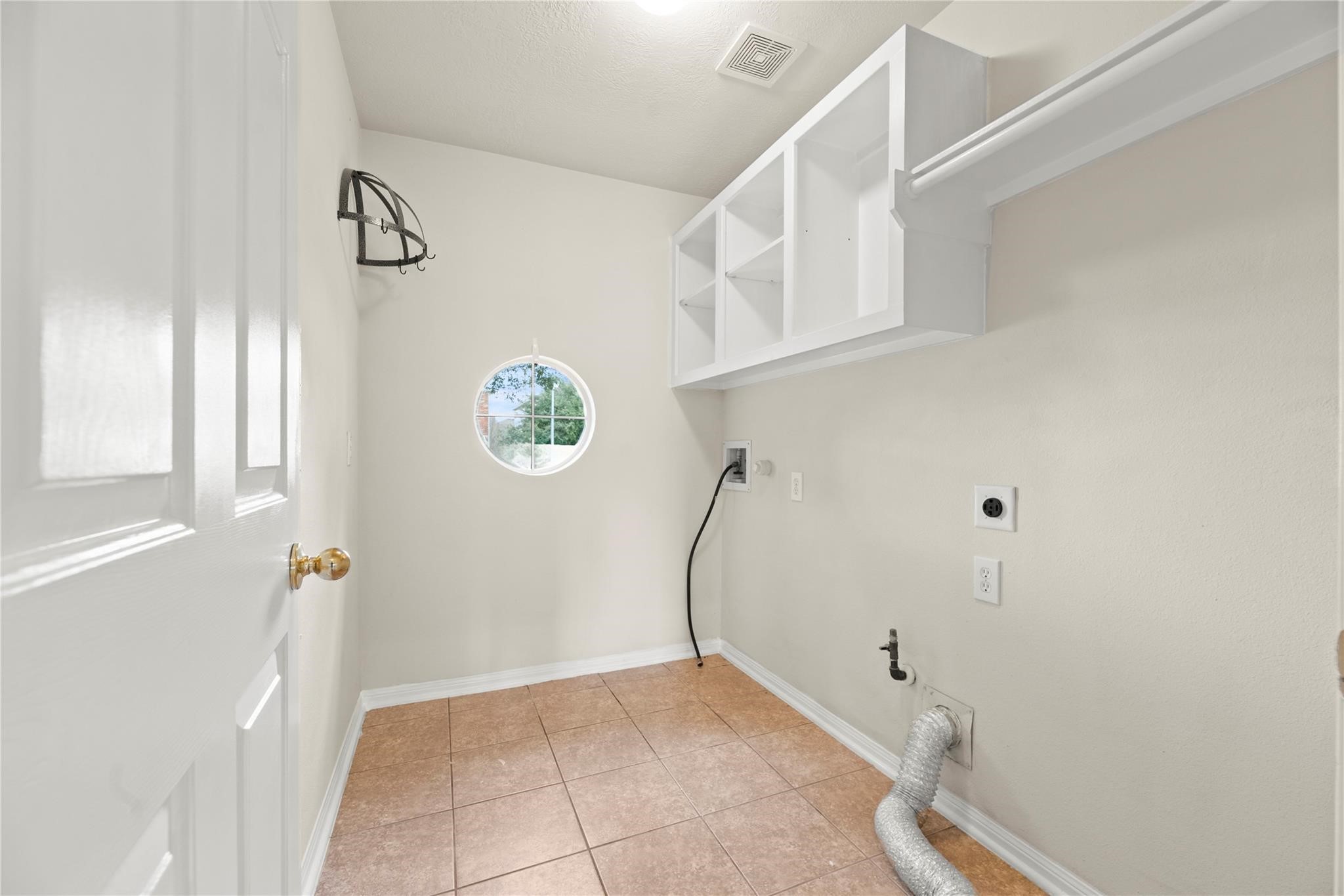 6411 Briar Moss Lane Property Photo 12