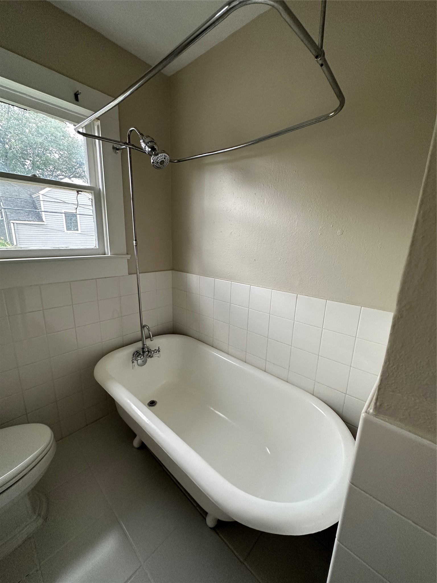 1406-b Columbia Street Property Photo 14